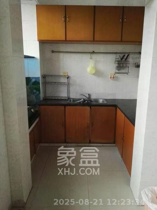 中南家园 3室2厅1卫 1800.0元/月 中南家园 3室2厅1卫 1800.0元/月室内图