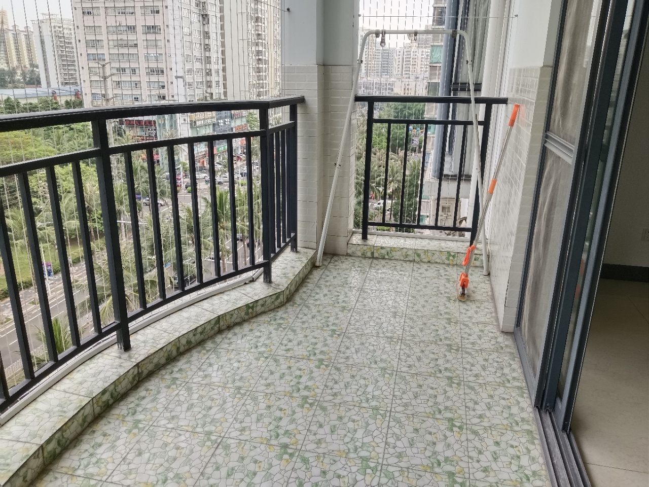 翠景园  3室2厅1卫   3800.00元/月室内图