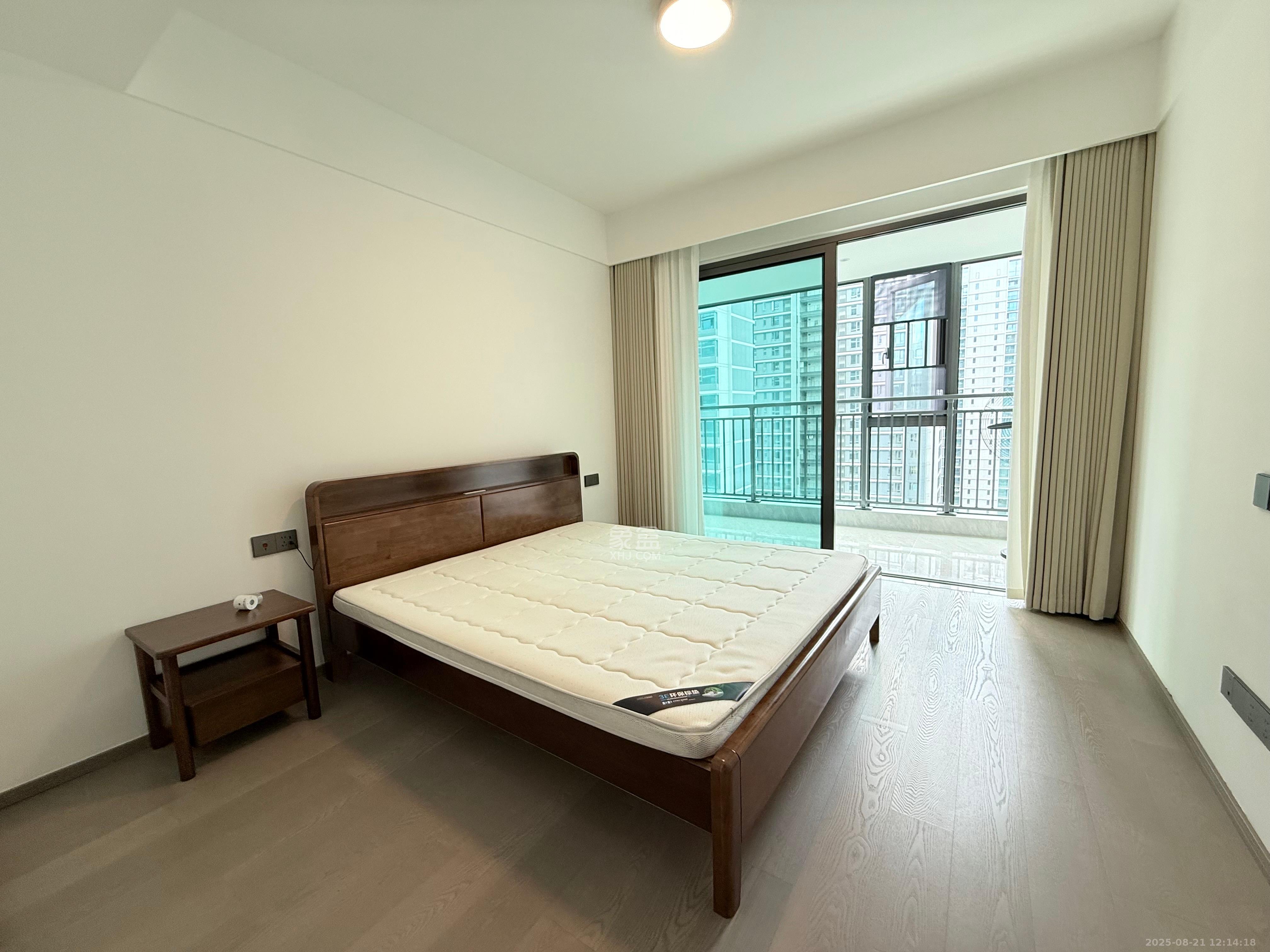 招商蛇口滨江境 4室2厅2卫 10000.0元/月 招商蛇口滨江境 4室2厅2卫 10000.0元/月室内图