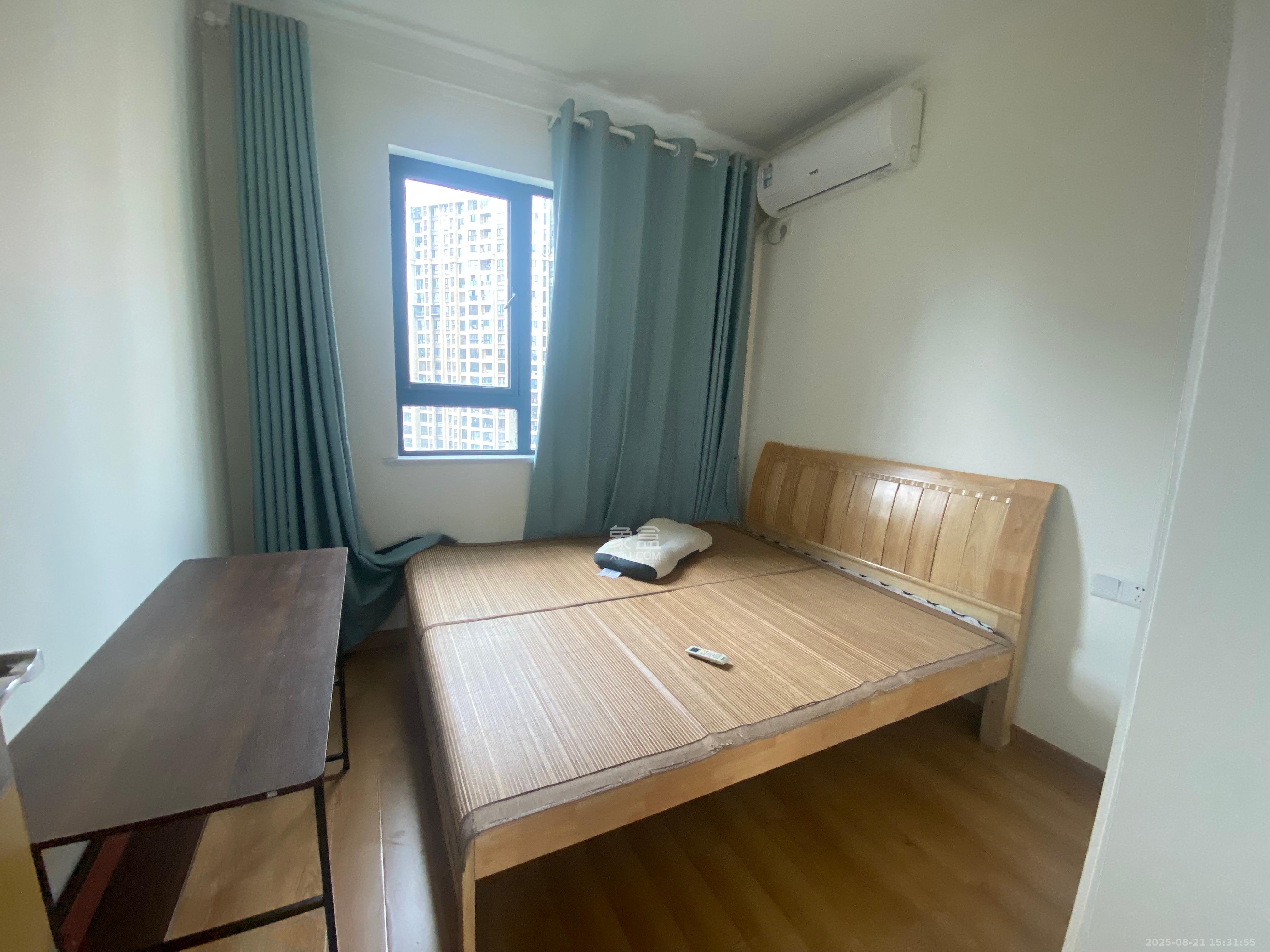 中建璟和城  1室0厅0卫   2600.00元/月