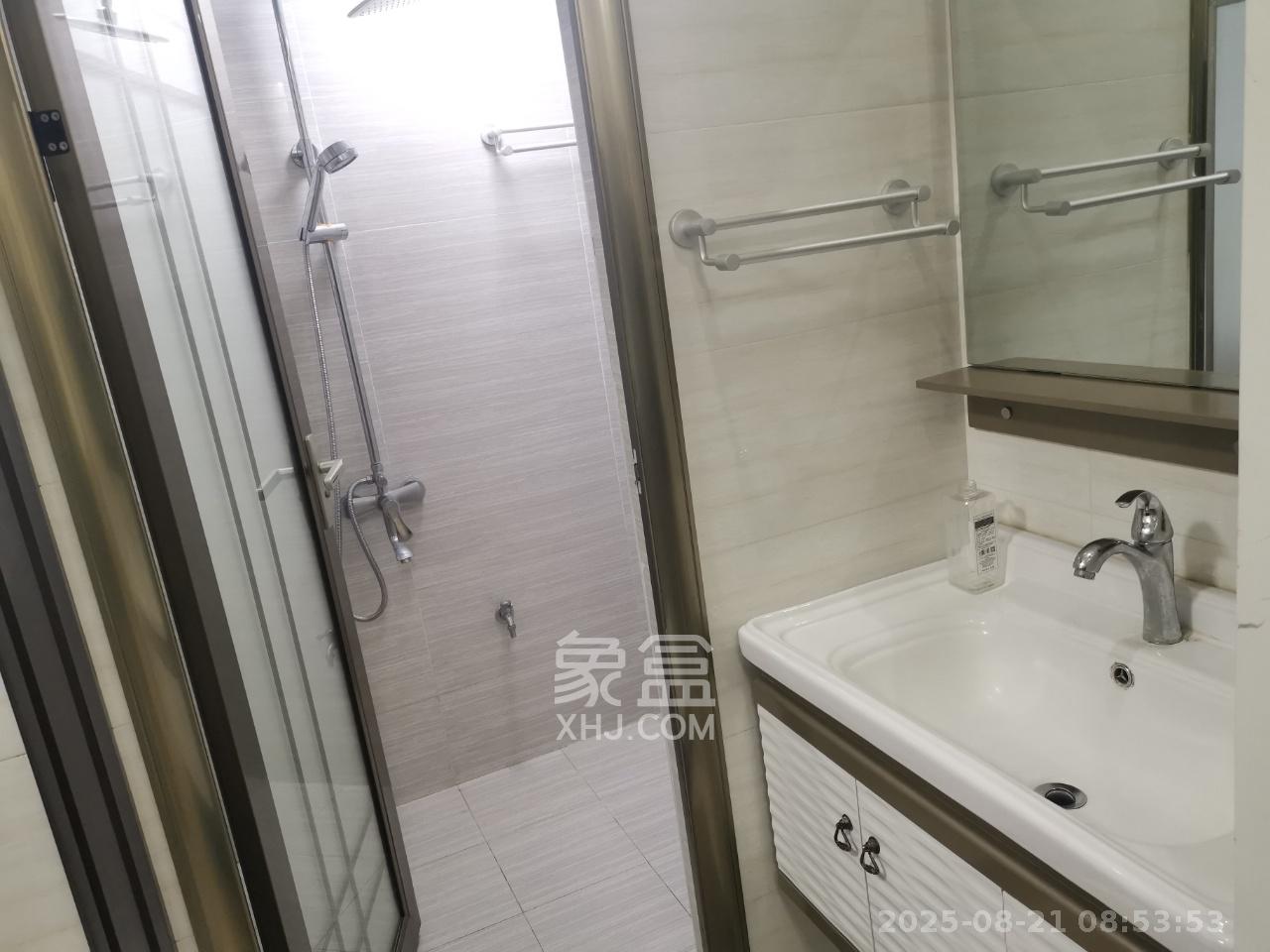 荣悦台  1室1厅1卫   2400.00元/月室内图