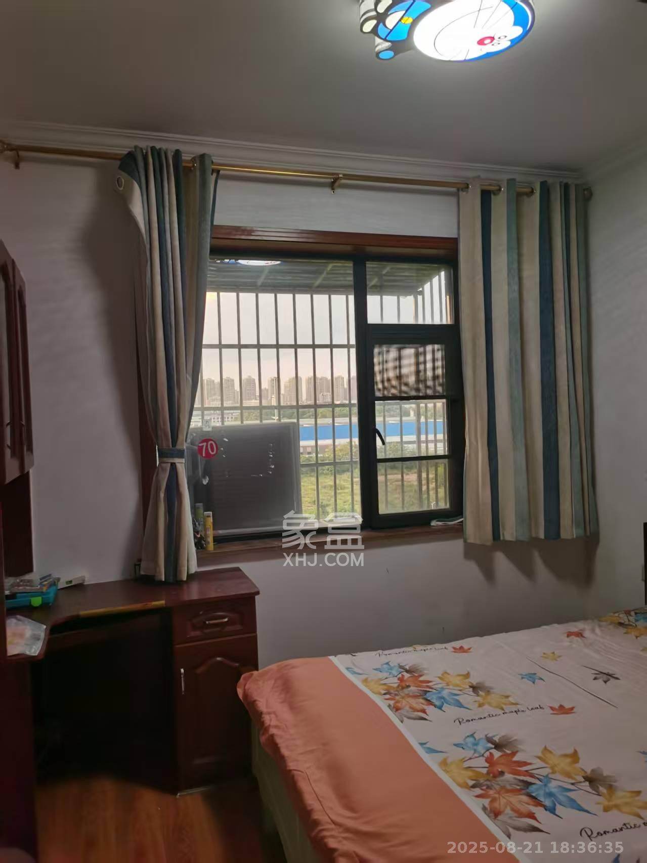 天元涉外景园B区 4室2厅2卫 3000.0元/月 天元涉外景园B区 4室2厅2卫 3000.0元/月室内图