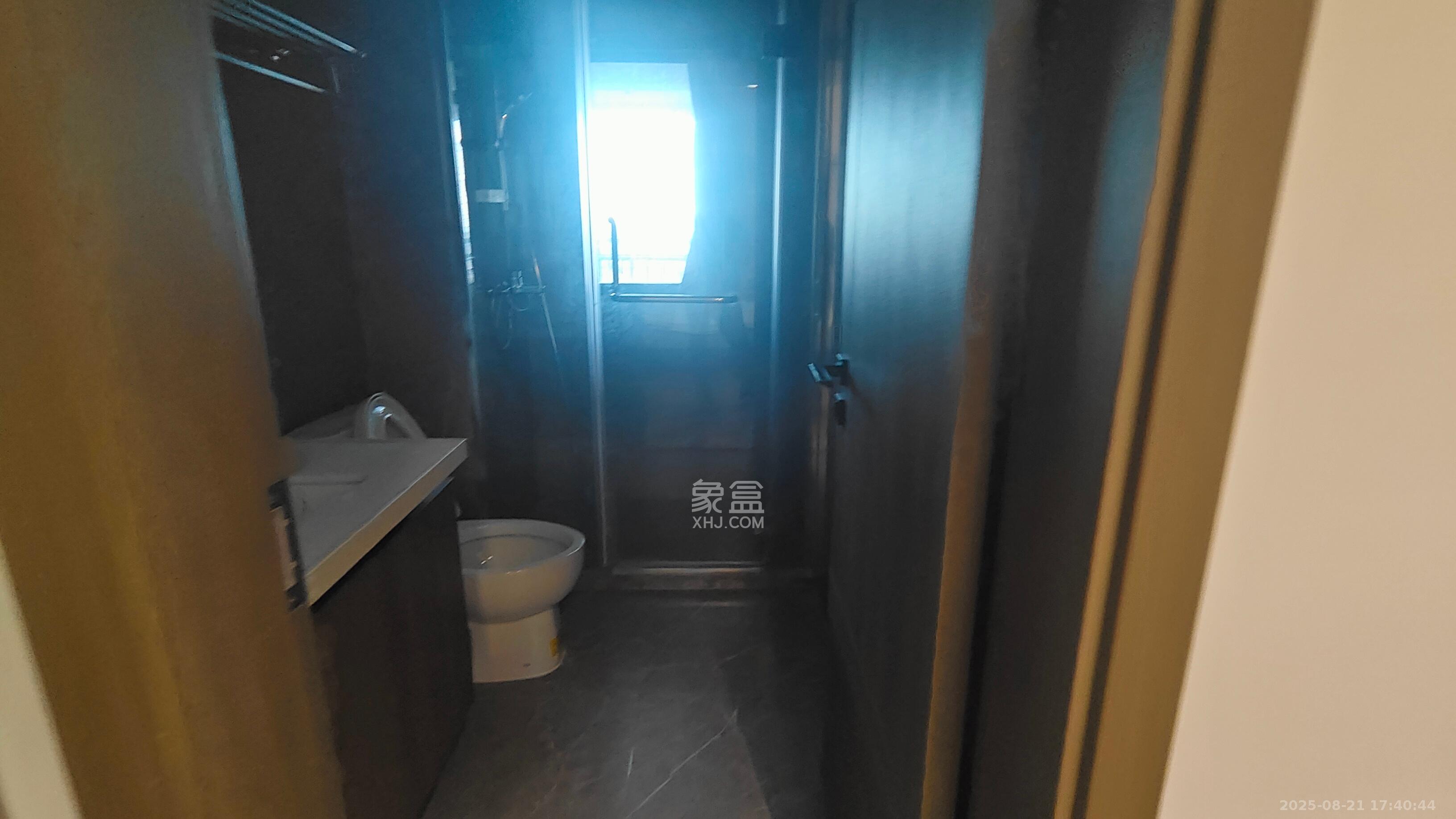 阳光城翡丽云邸  3室1厅2卫   2480.00元/月室内图