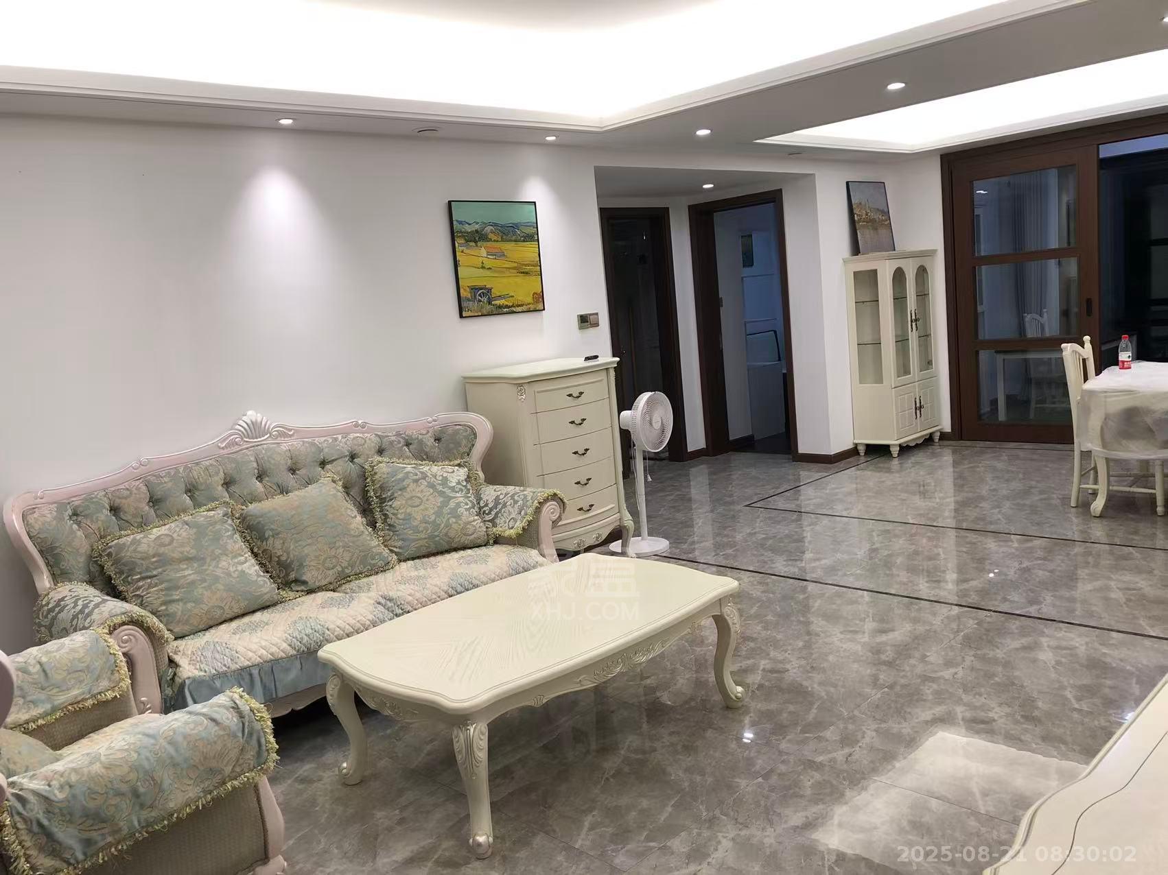 城际空间站 4室2厅2卫 1900.0元/月 城际空间站 4室2厅2卫 1900.0元/月室内图