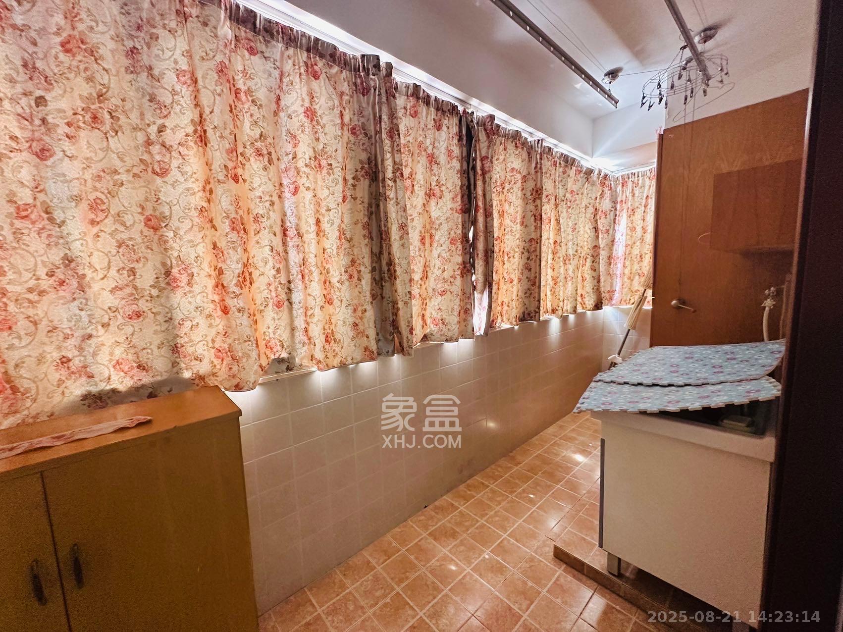 上河国际B座  3室2厅1卫   3200.00元/月室内图