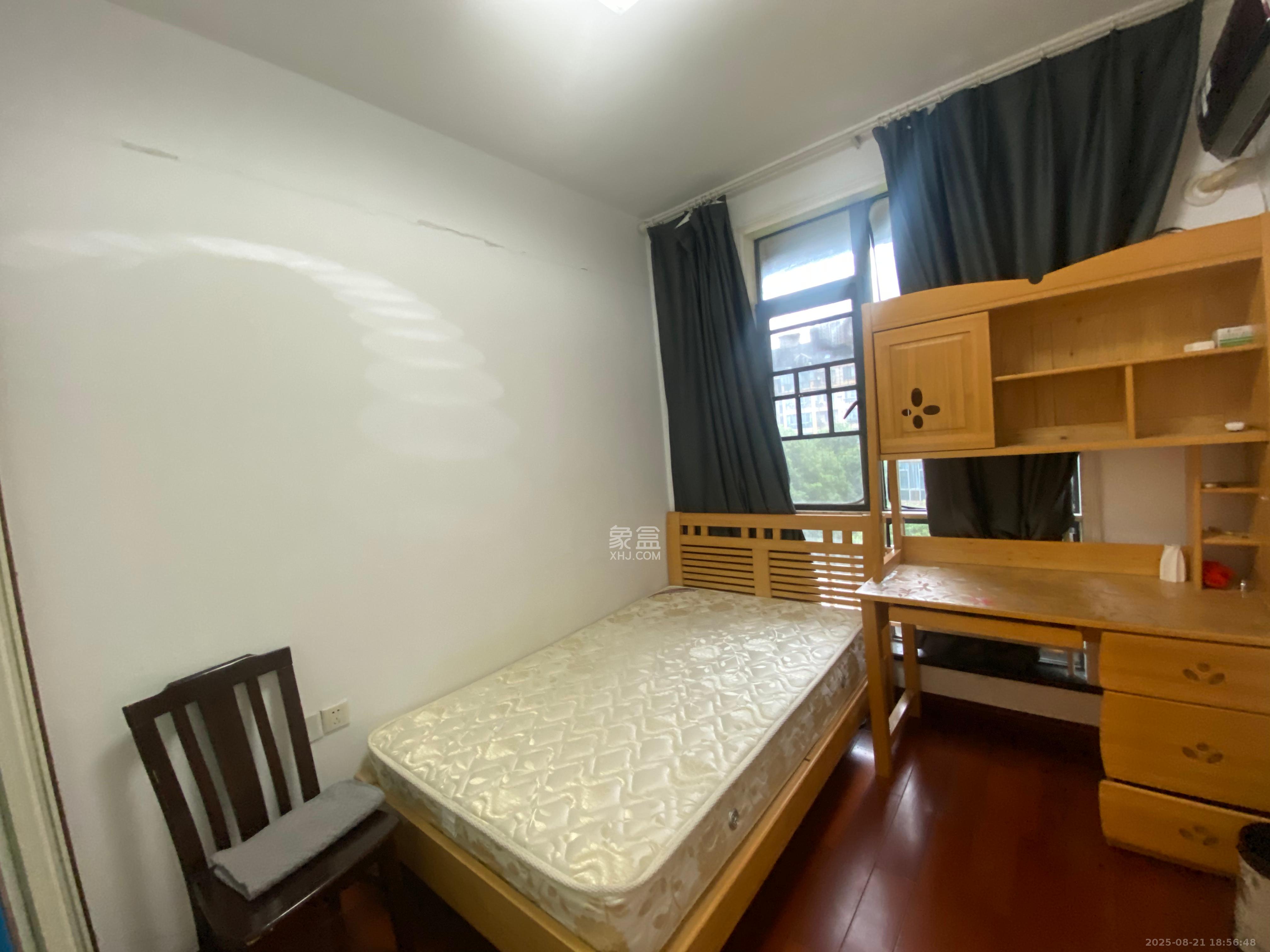 仁和香堤雅境 3室2厅2卫 2800.0元/月 仁和香堤雅境 3室2厅2卫 2800.0元/月室内图