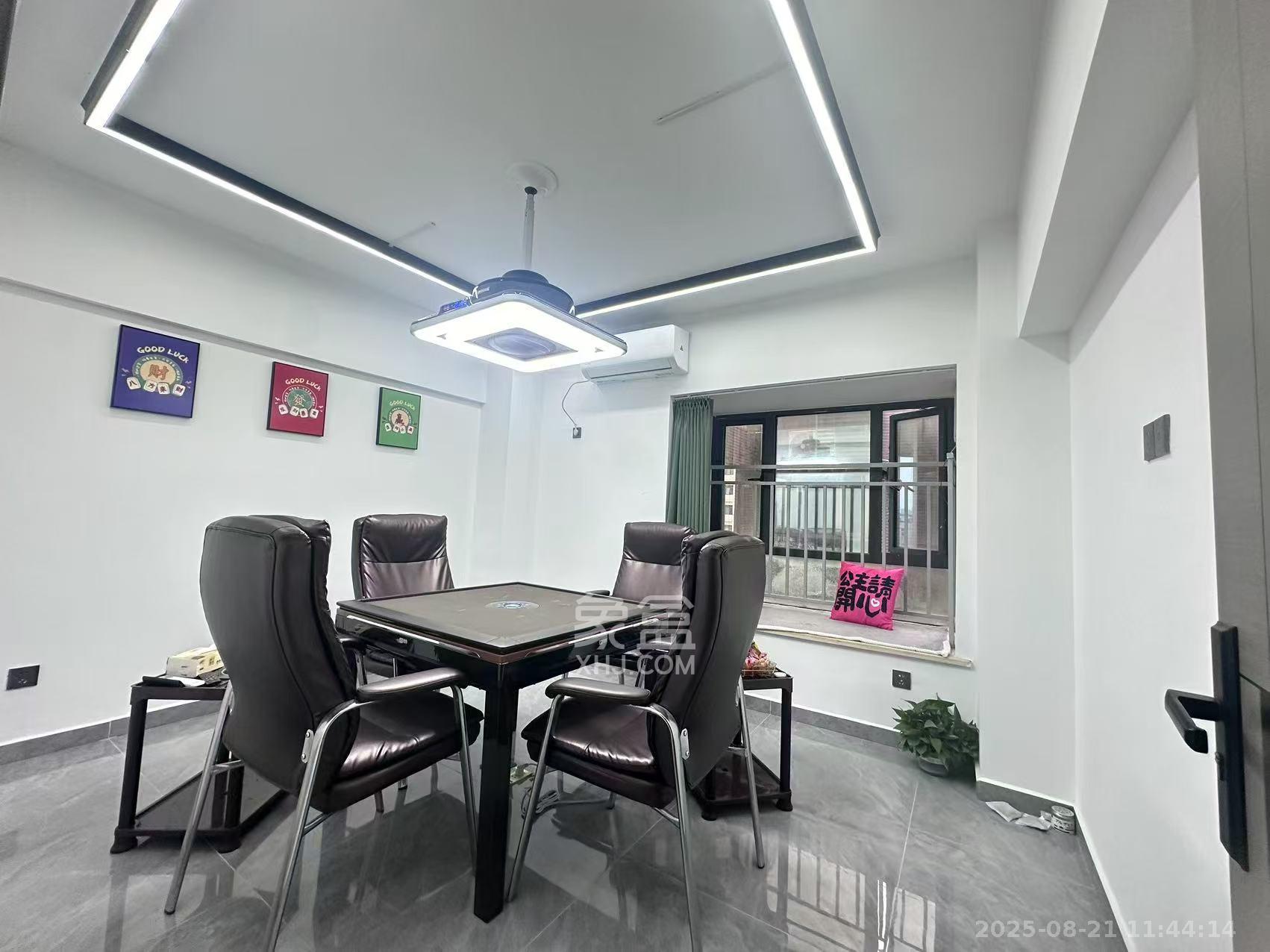 馨域公寓 10室1厅1卫 6000.0元/月 馨域公寓 10室1厅1卫 6000.0元/月室内图