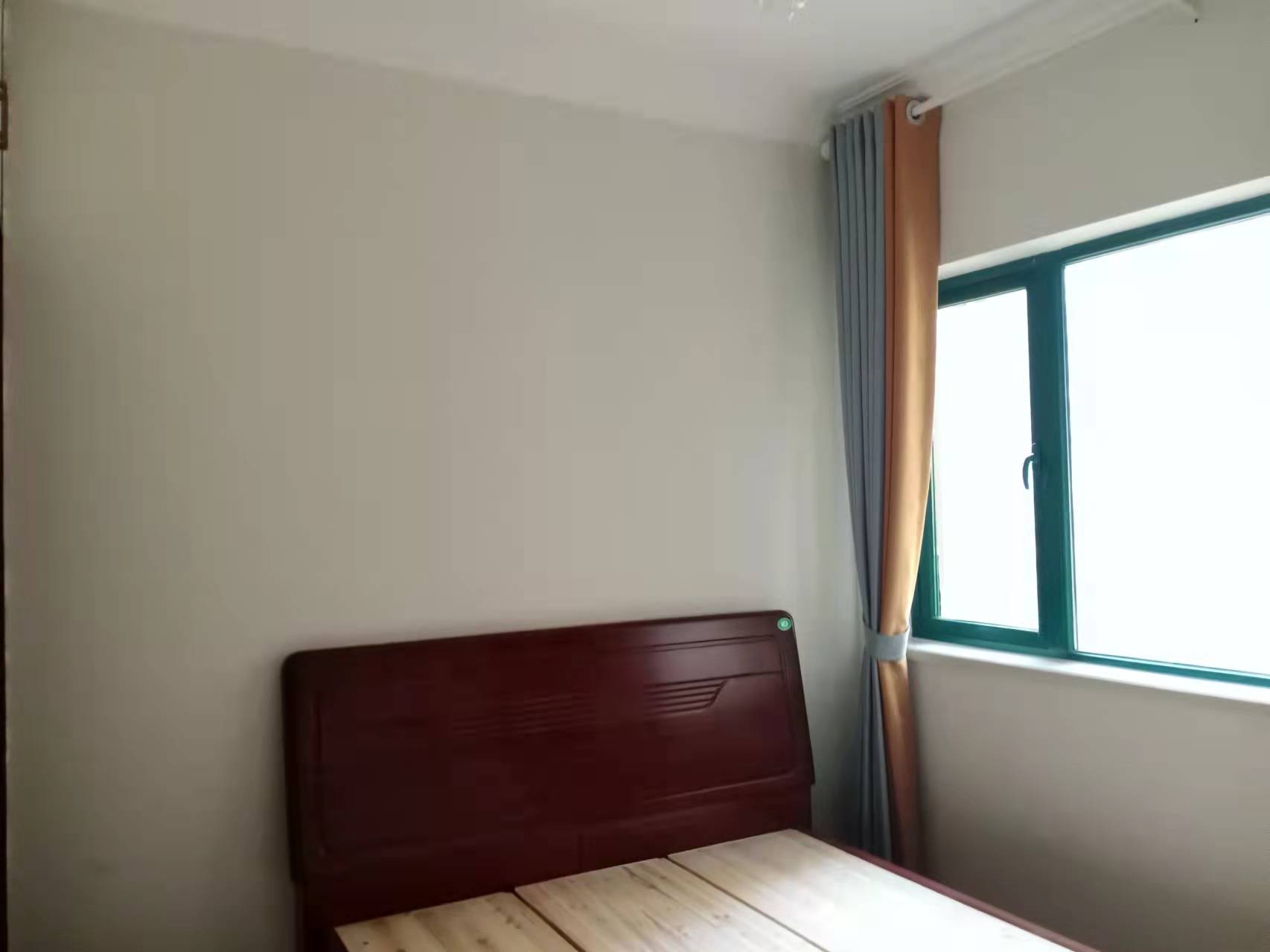 恒大绿洲  2室2厅1卫   1800.00元/月室内图