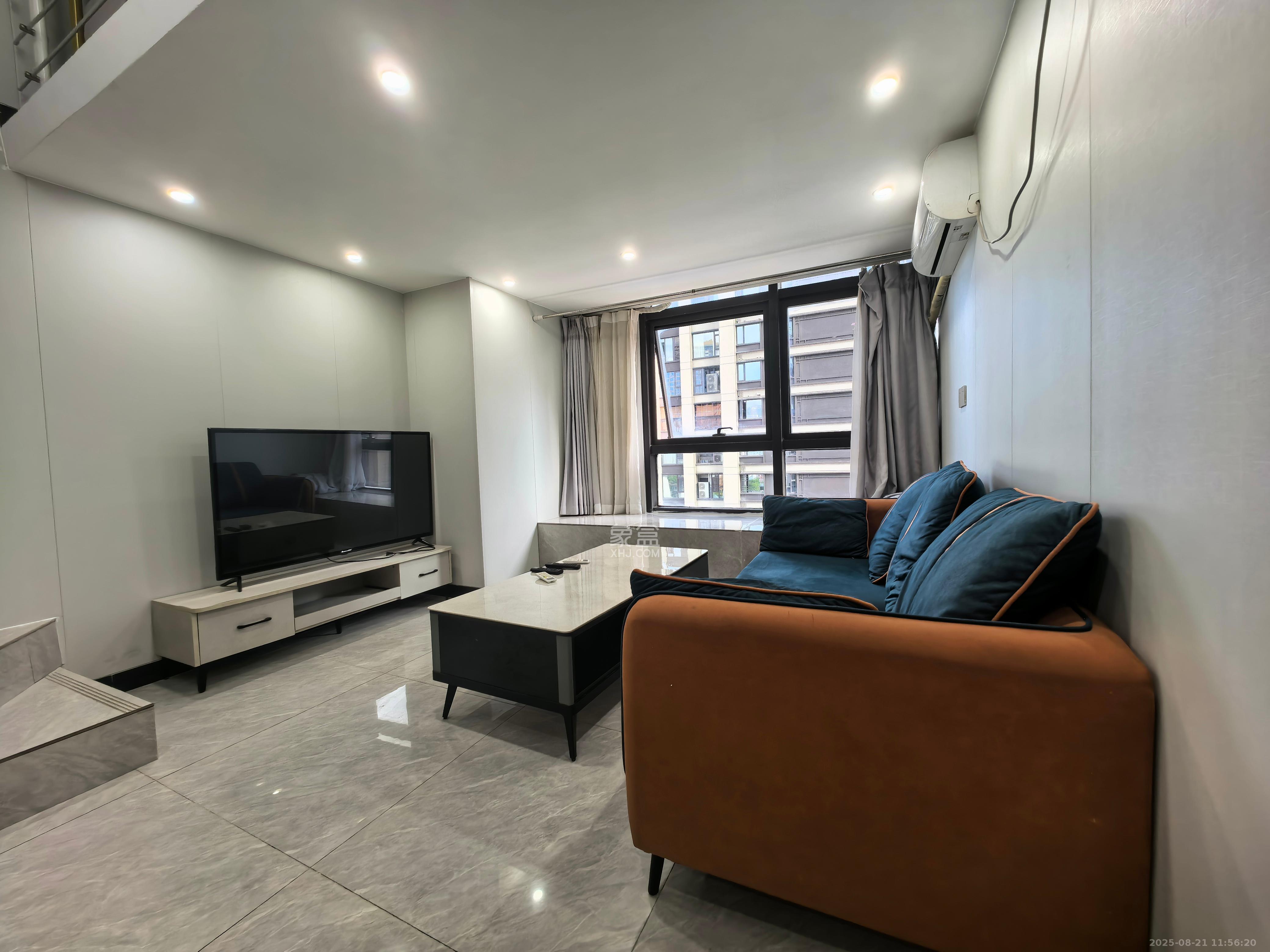 建发央玺(建发泱玺雅苑) 1室2厅1卫 2200.0元/月 建发央玺(建发泱玺雅苑) 1室2厅1卫 2200.0元/月室内图