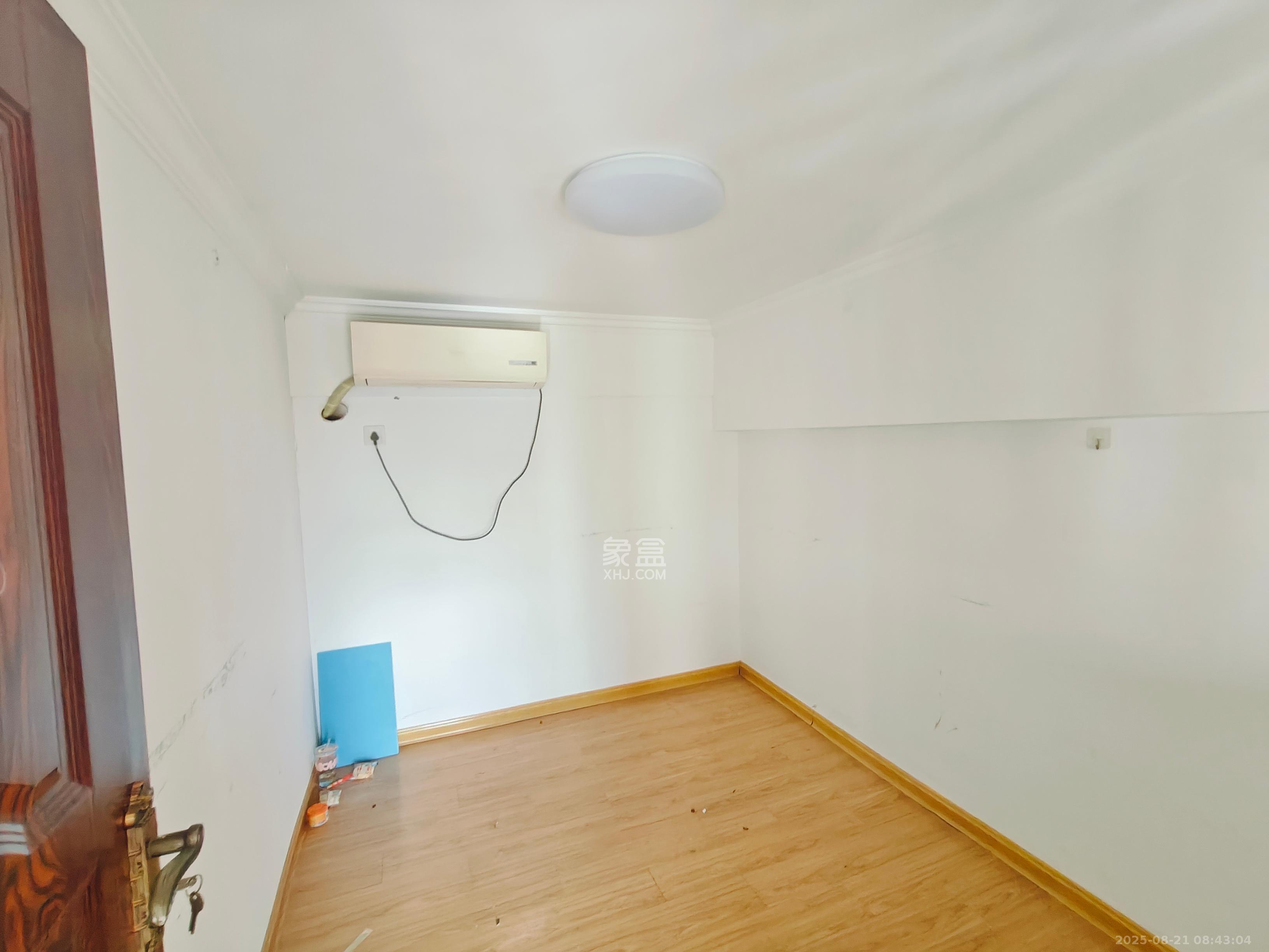 MOMA当代广场 1室1厅1卫 2000.0元/月 MOMA当代广场 1室1厅1卫 2000.0元/月室内图