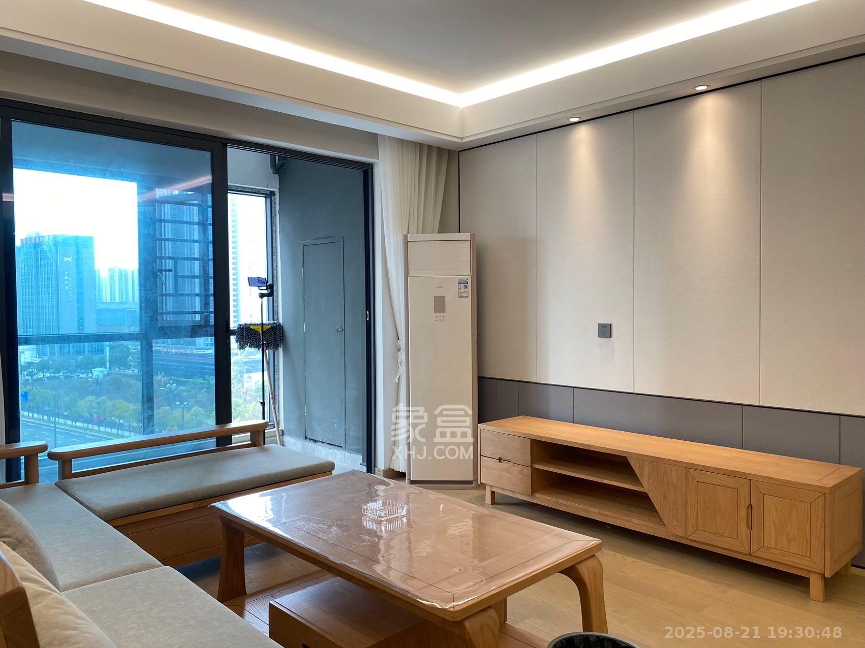 爱家当代境  3室2厅2卫   3200.00元/月室内图