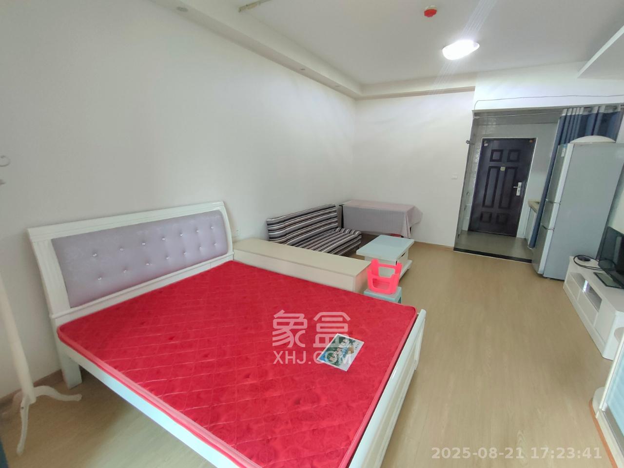 尊邸华庭  1室1厅1卫   1600.00元/月室内图