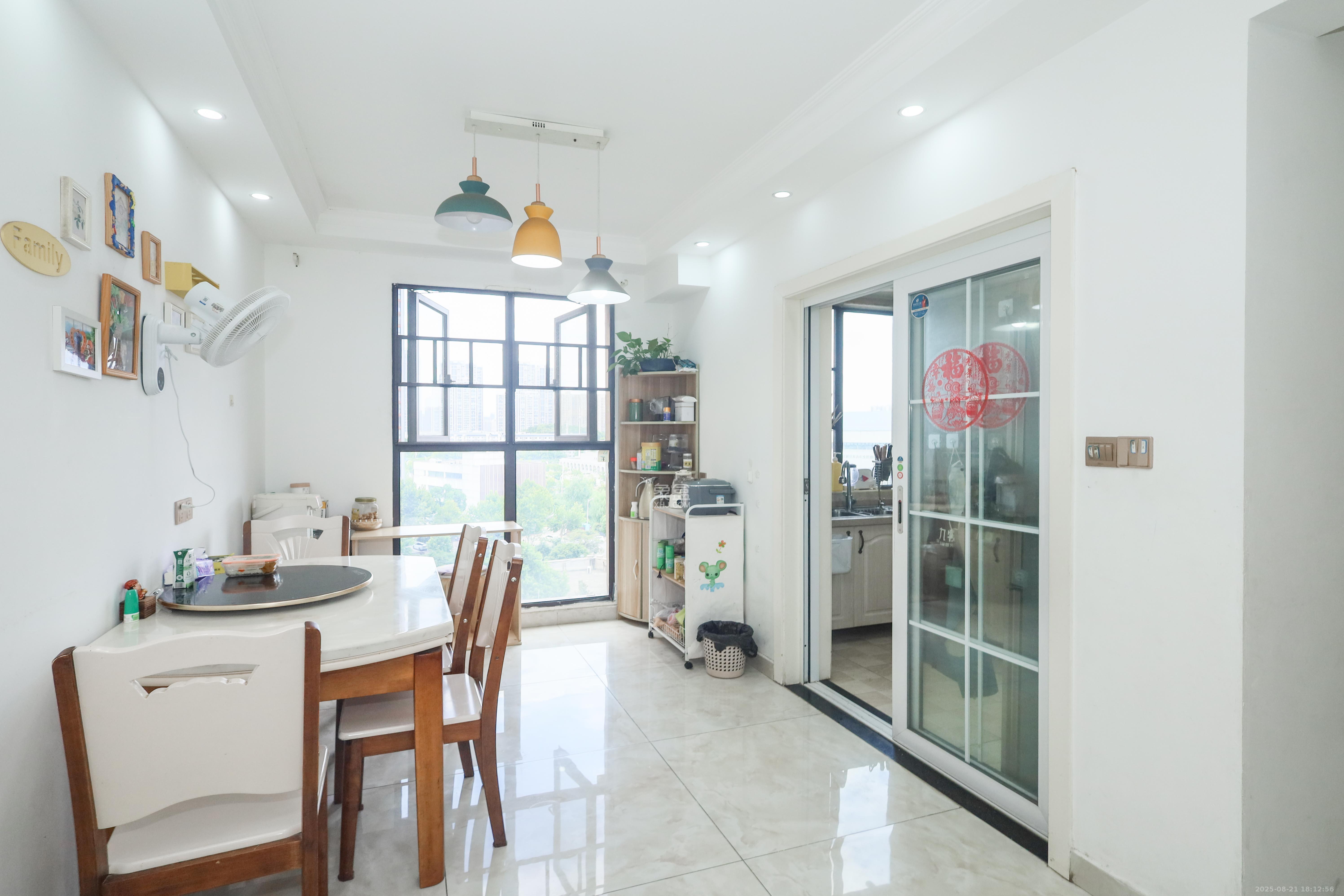 梅溪鑫苑名家  3室2厅2卫    125.0万 梅溪鑫苑名家  3室2厅2卫    125.0万其他