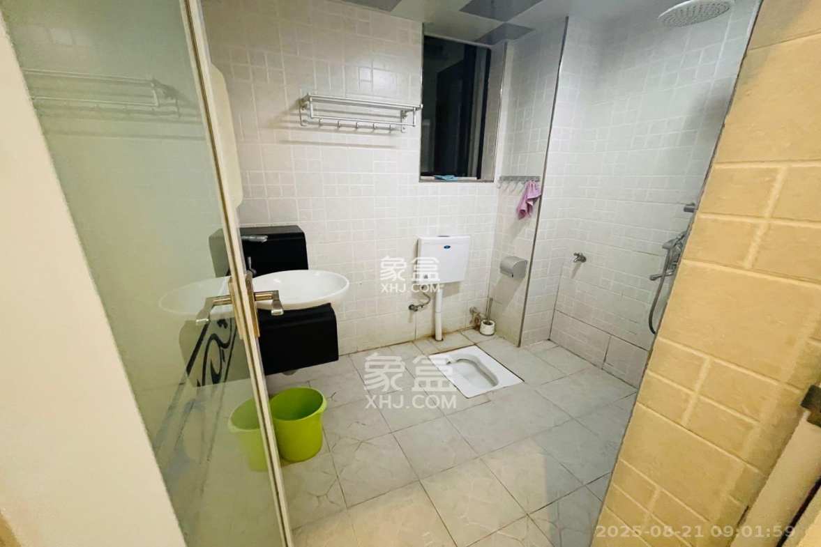 麓谷明珠 2室2厅1卫 2200.0元/月 麓谷明珠 2室2厅1卫 2200.0元/月室内图