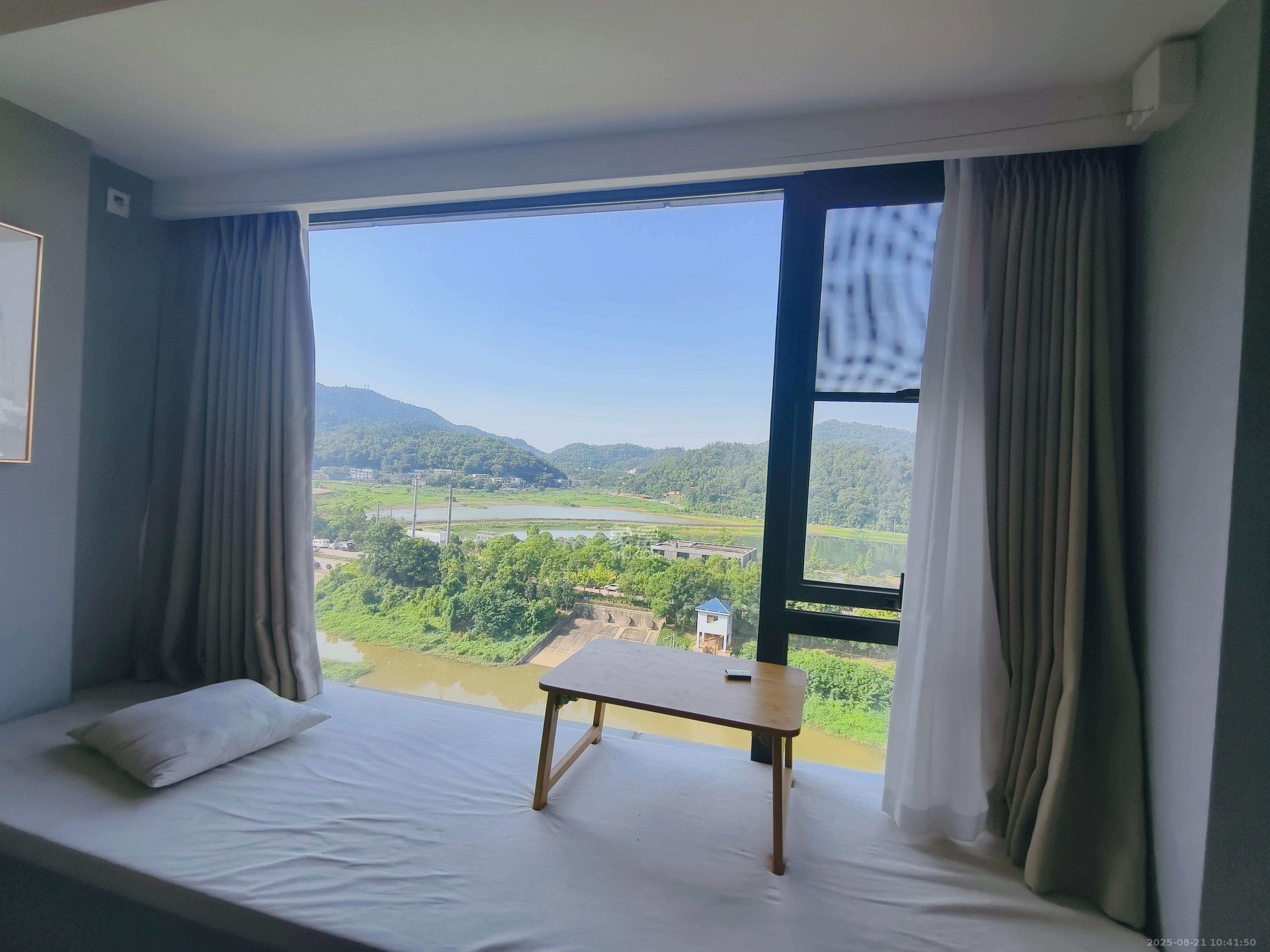 达美涧溪山  2室1厅1卫   2600.00元/月室内图