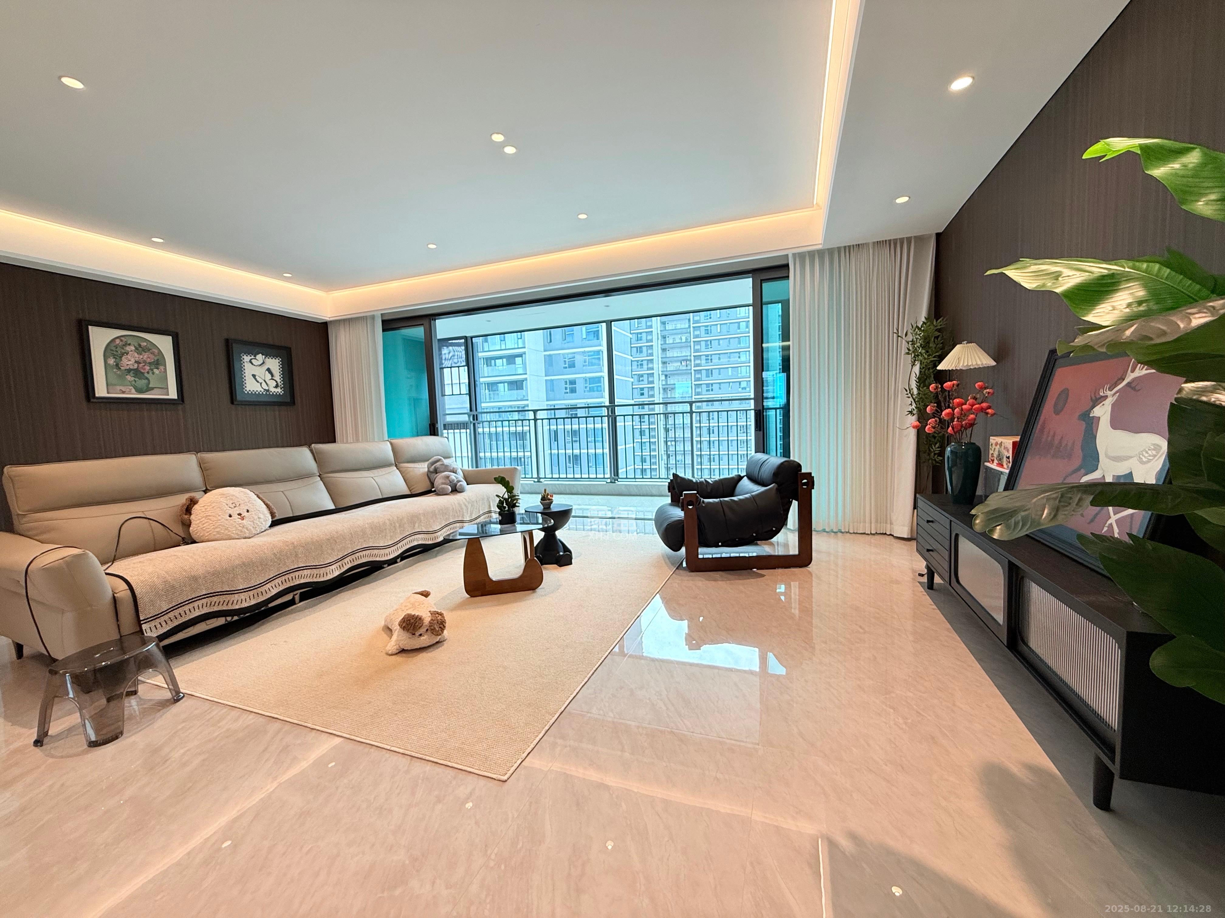 招商蛇口滨江境 4室2厅2卫 10000.0元/月 招商蛇口滨江境 4室2厅2卫 10000.0元/月室内图