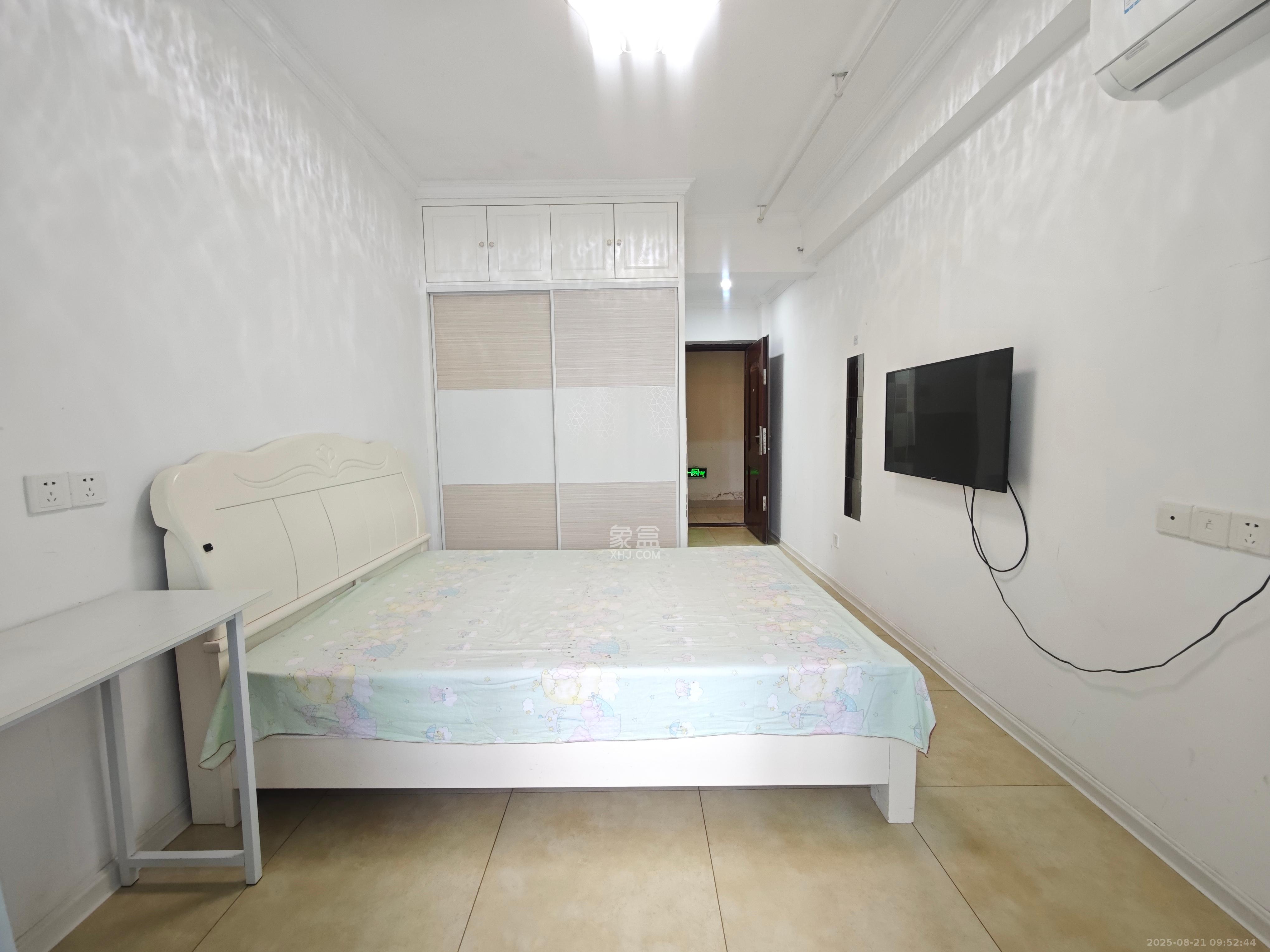 欧亚达国际广场  1室1厅1卫    1400.0元/月室内图