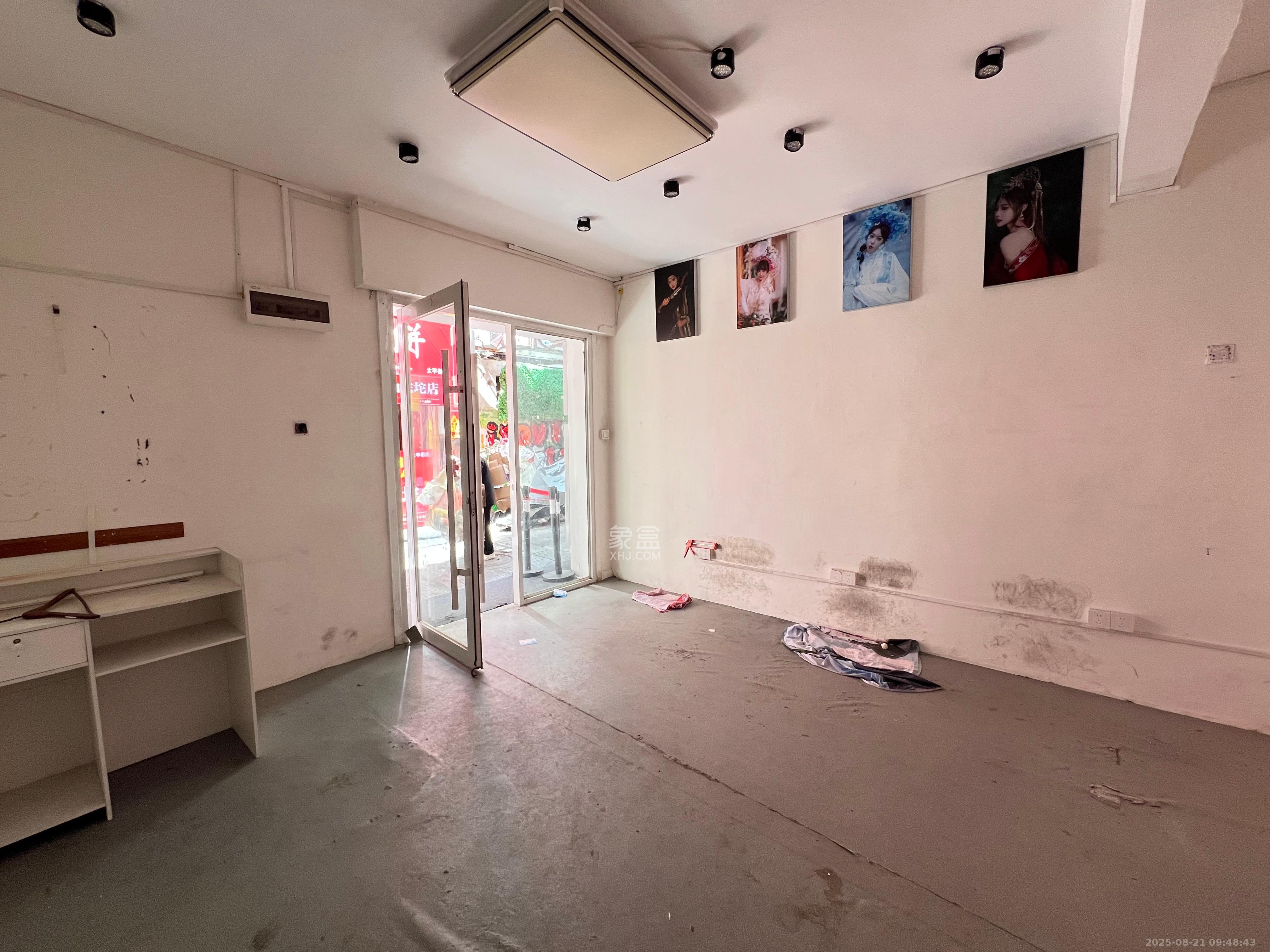 太平街散盘 3室1厅1卫 7800.0元/月 太平街散盘 3室1厅1卫 7800.0元/月室内图