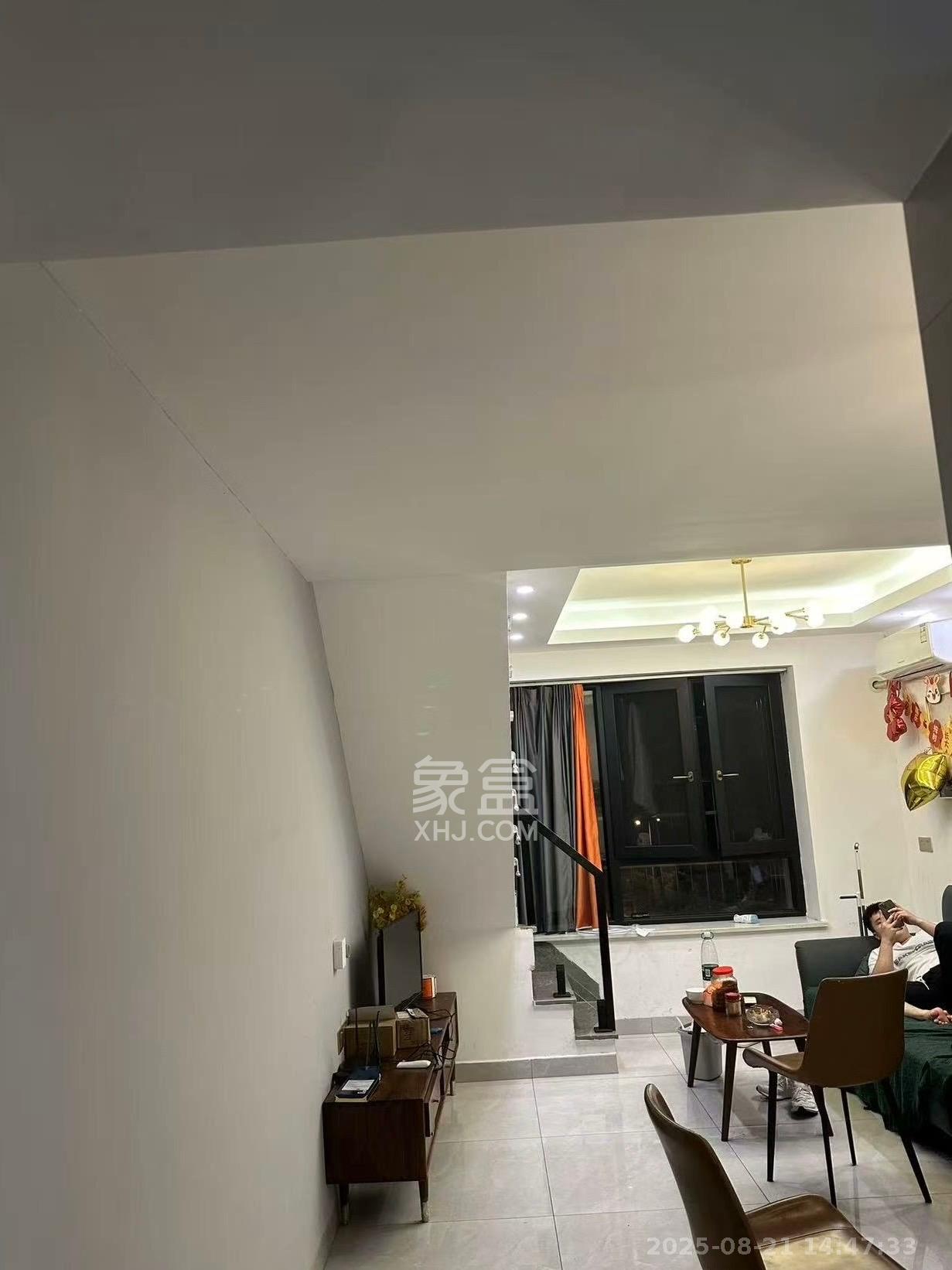 橘郡礼顿山  2室2厅1卫    1700.0元/月室内图