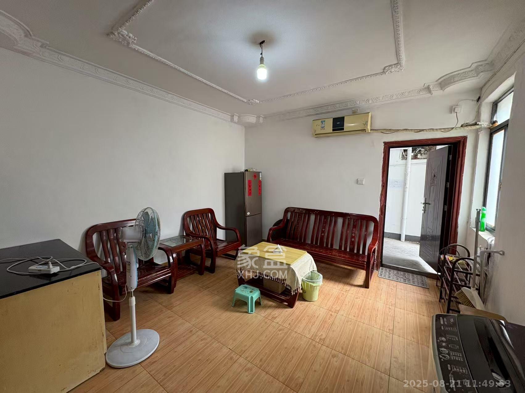 吉景小区 2室1厅1卫 1500.0元/月 吉景小区 2室1厅1卫 1500.0元/月室内图