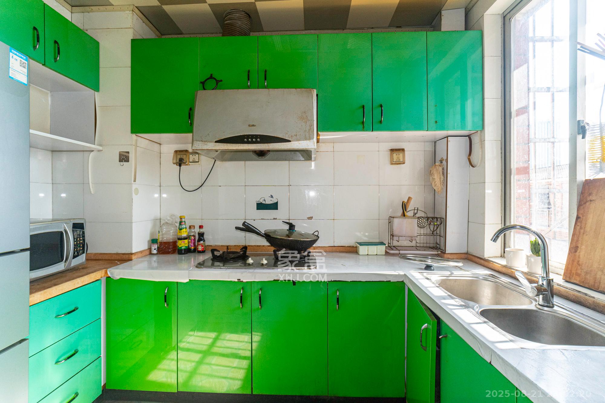 星沙商业步行街 2室2厅1卫 41.8万 星沙商业步行街 2室2厅1卫 41.8万厨房