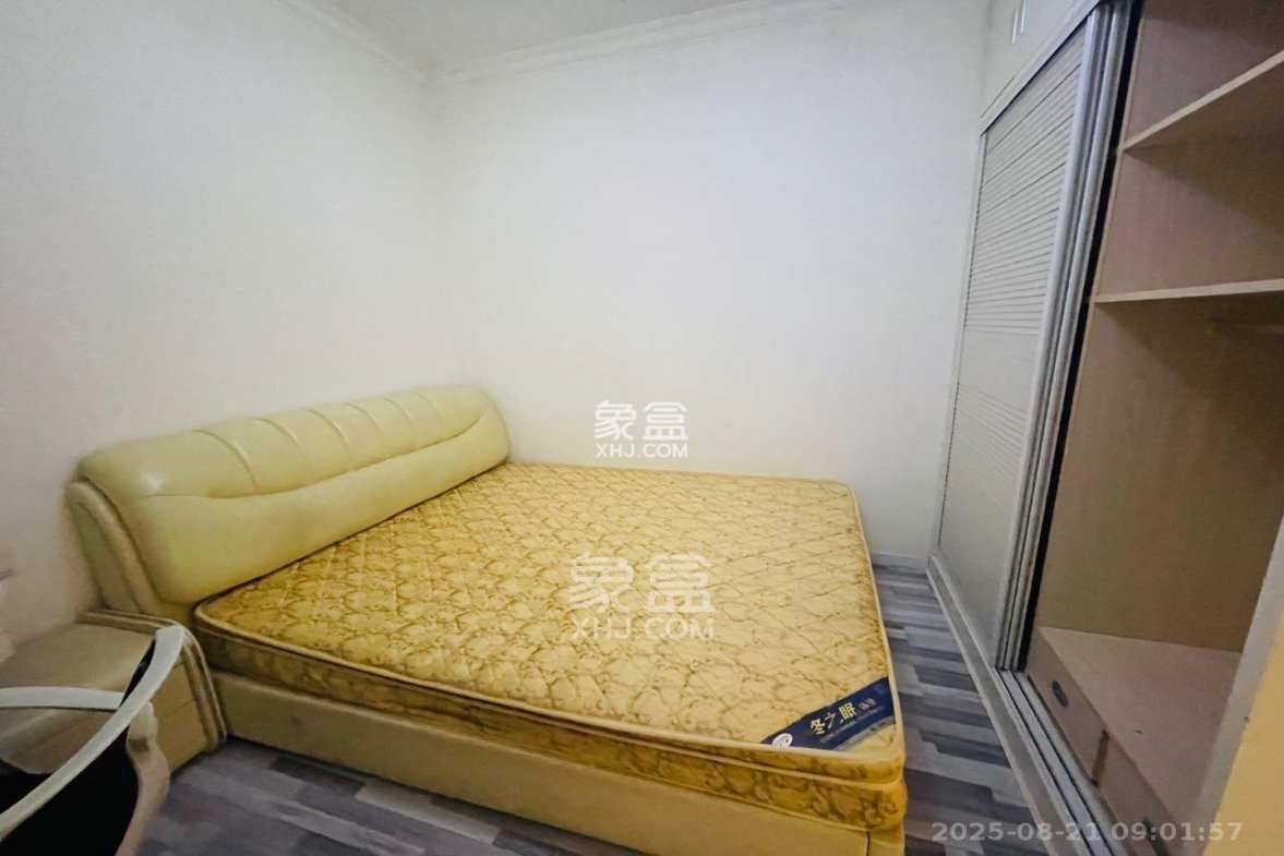 麓谷明珠 2室2厅1卫 2200.0元/月 麓谷明珠 2室2厅1卫 2200.0元/月室内图