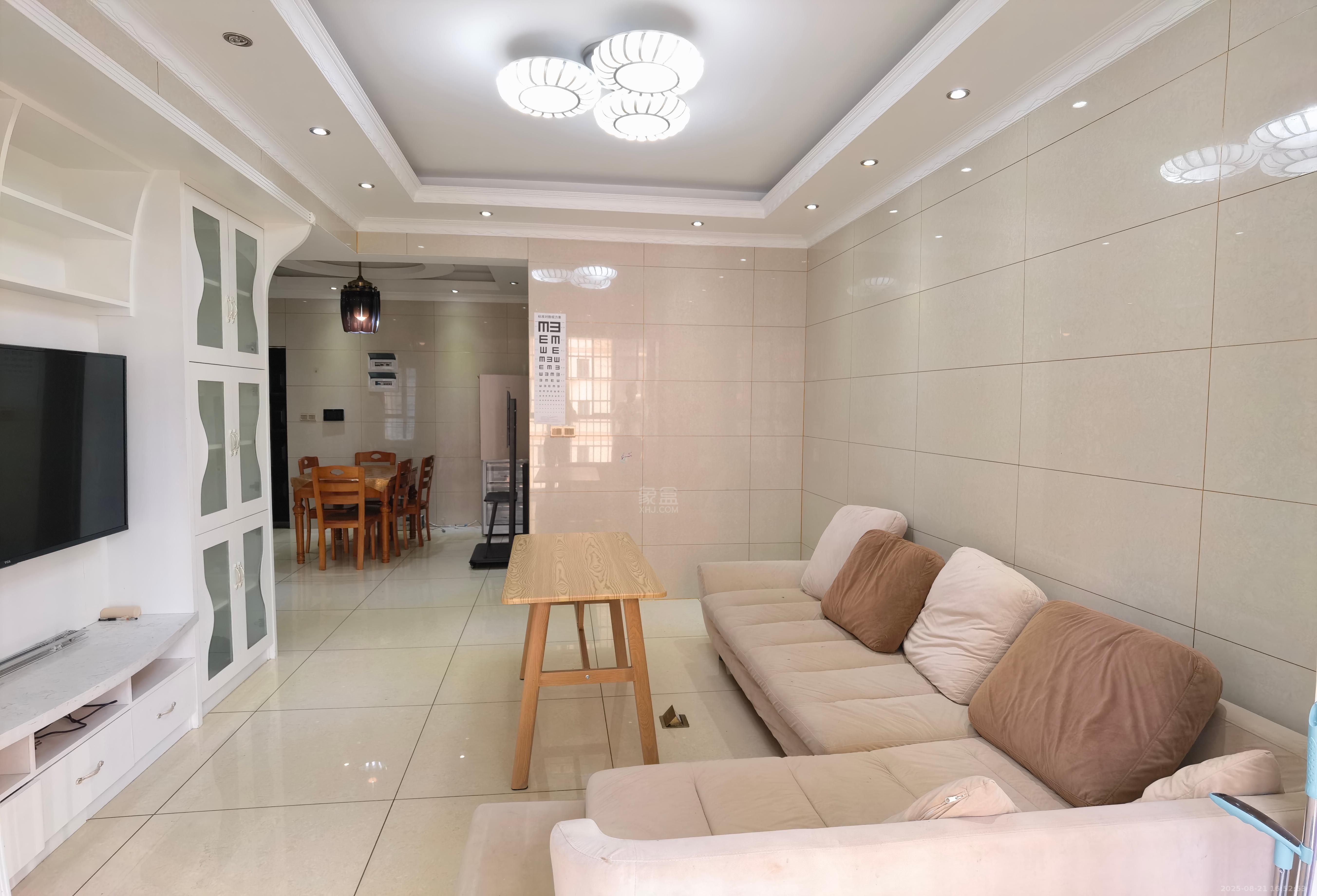 湖景名城 2室2厅1卫 1800.0元/月 湖景名城 2室2厅1卫 1800.0元/月室内图