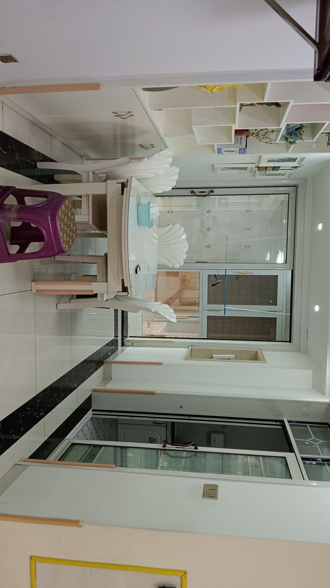 千里红小区（京明时代广场）  3室2厅1卫    1800.0元/月室内图