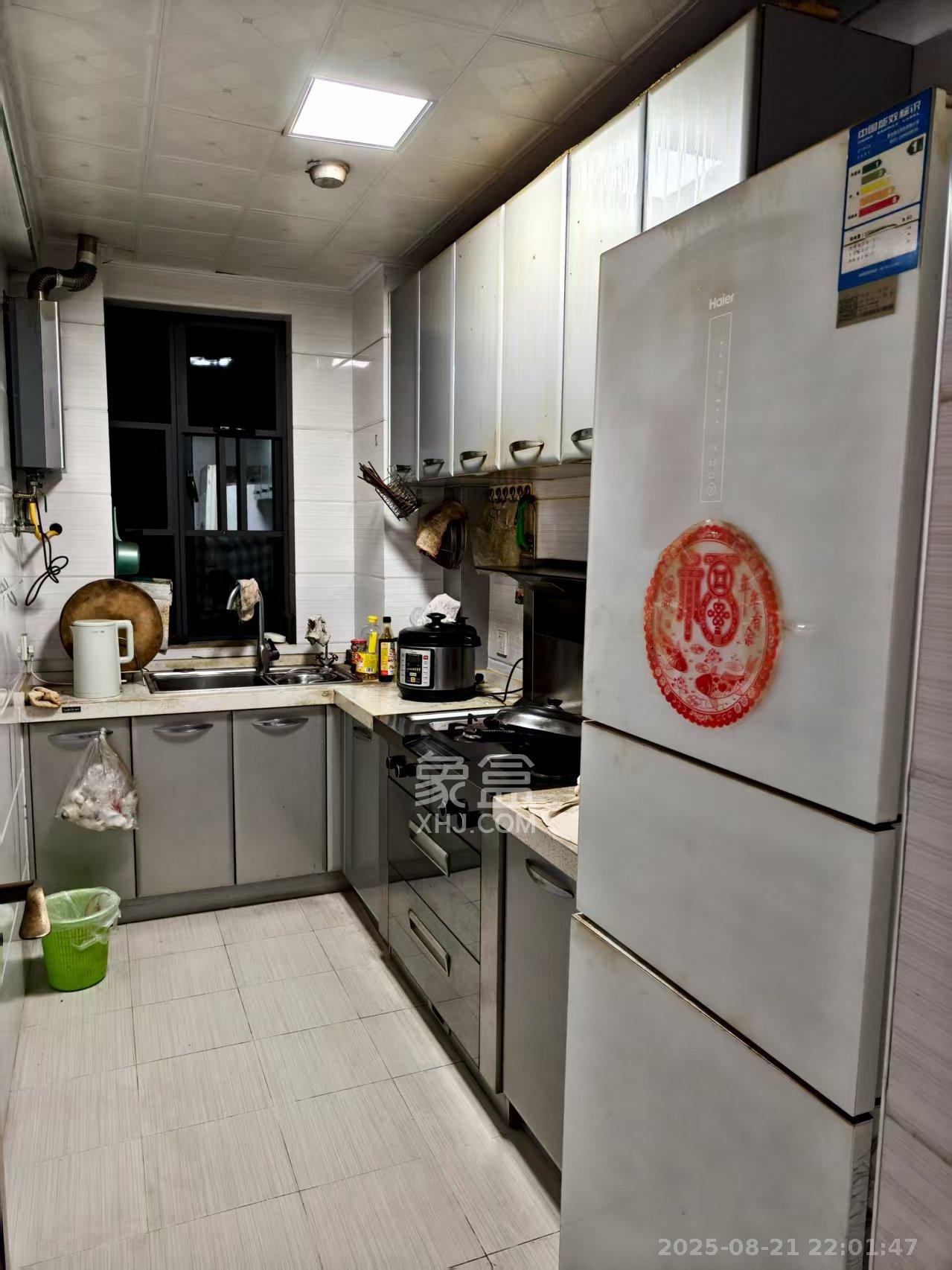 深业睿城  4室2厅2卫    2600.0元/月 深业睿城  4室2厅2卫    2600.0元/月室内图