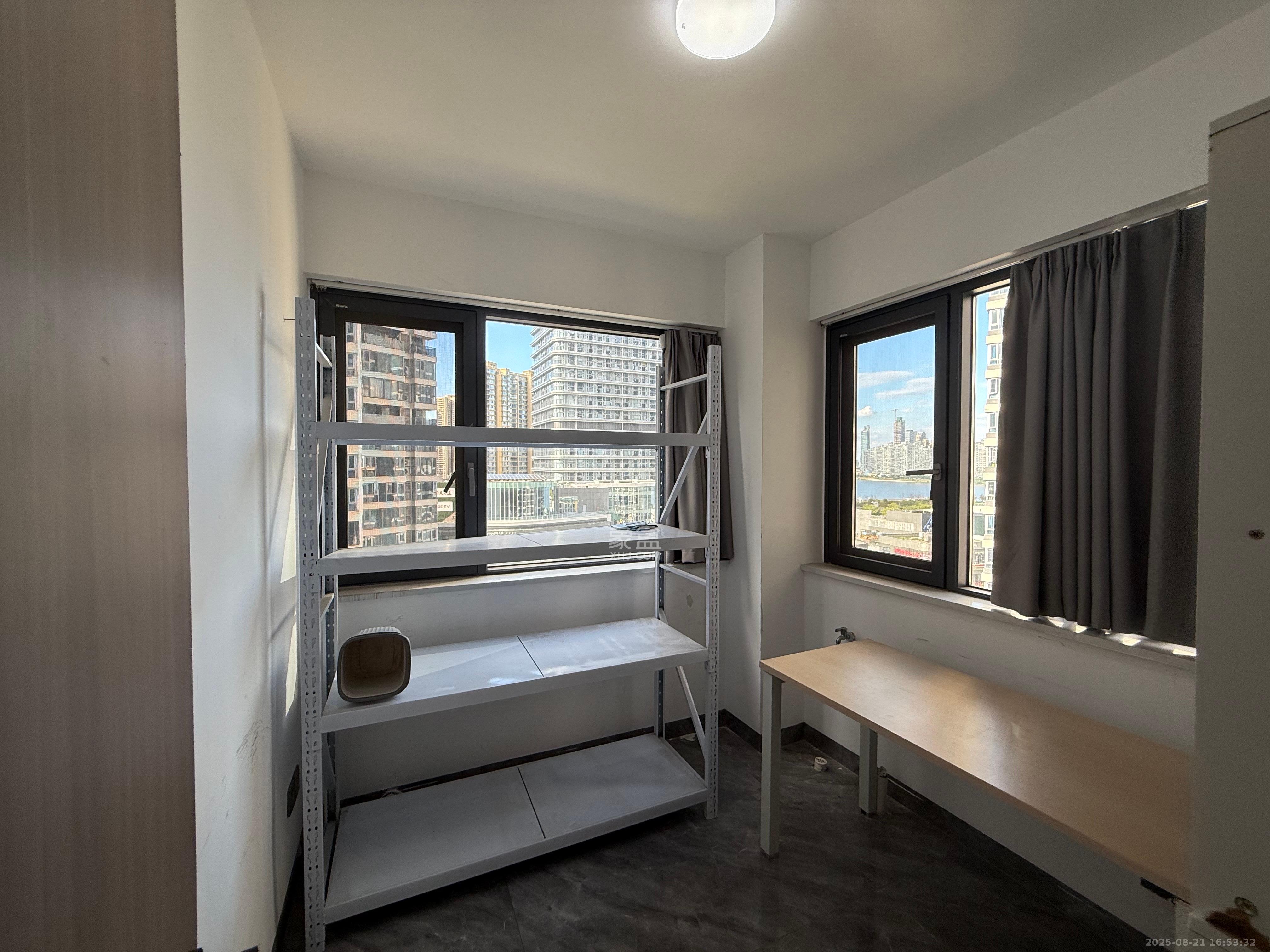 保利天禧D区 4室2厅2卫 3800.0元/月 保利天禧D区 4室2厅2卫 3800.0元/月室内图