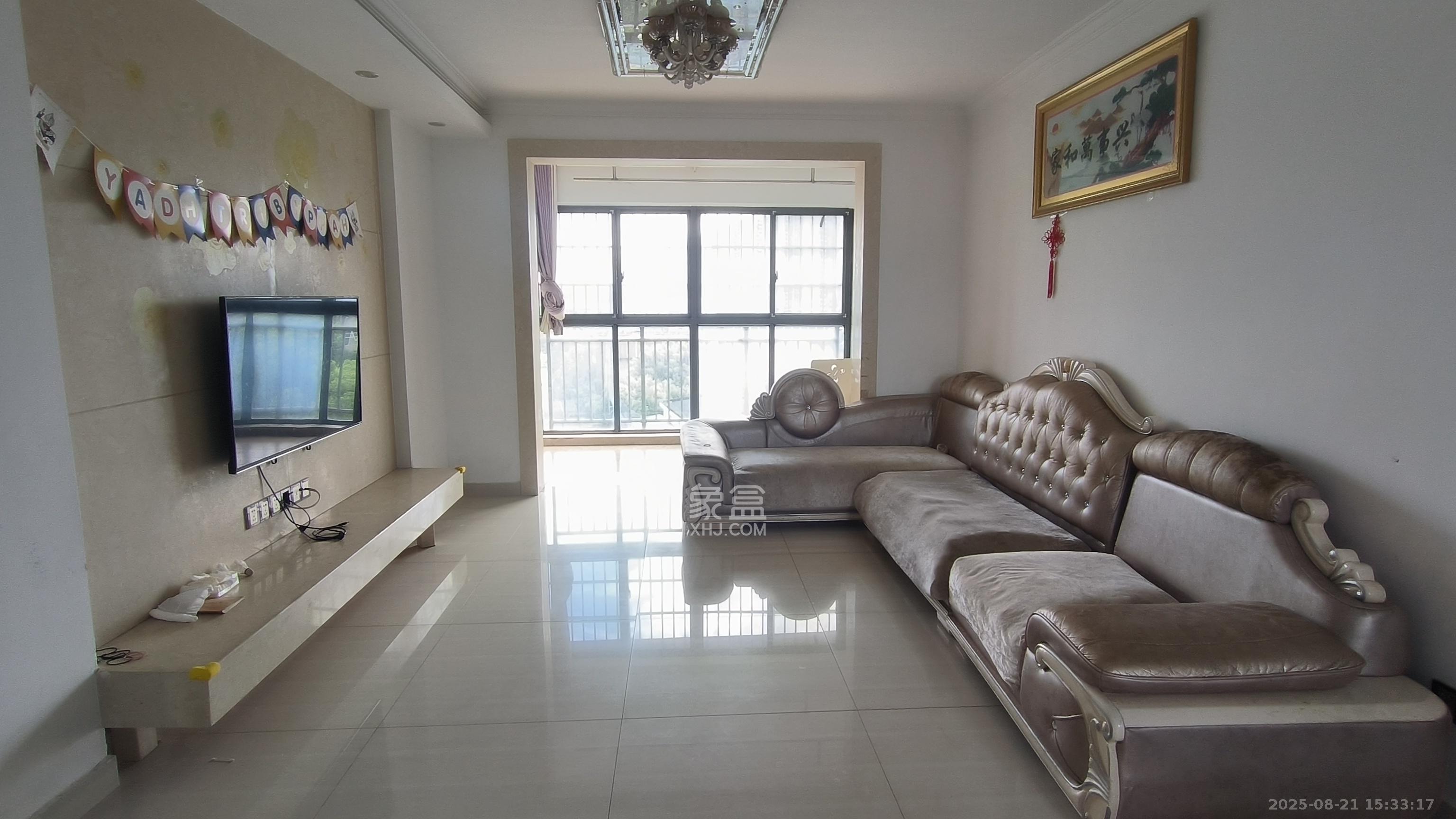 优山美地 3室1厅2卫 2300.0元/月 优山美地 3室1厅2卫 2300.0元/月室内图