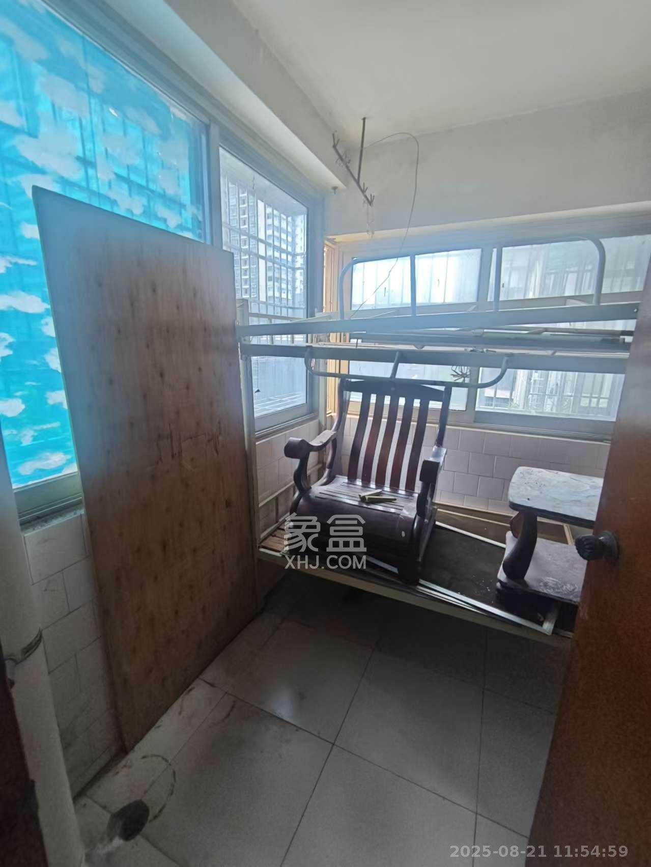 三兴公寓（三兴小区）  3室1厅1卫   2500.00元/月室内图