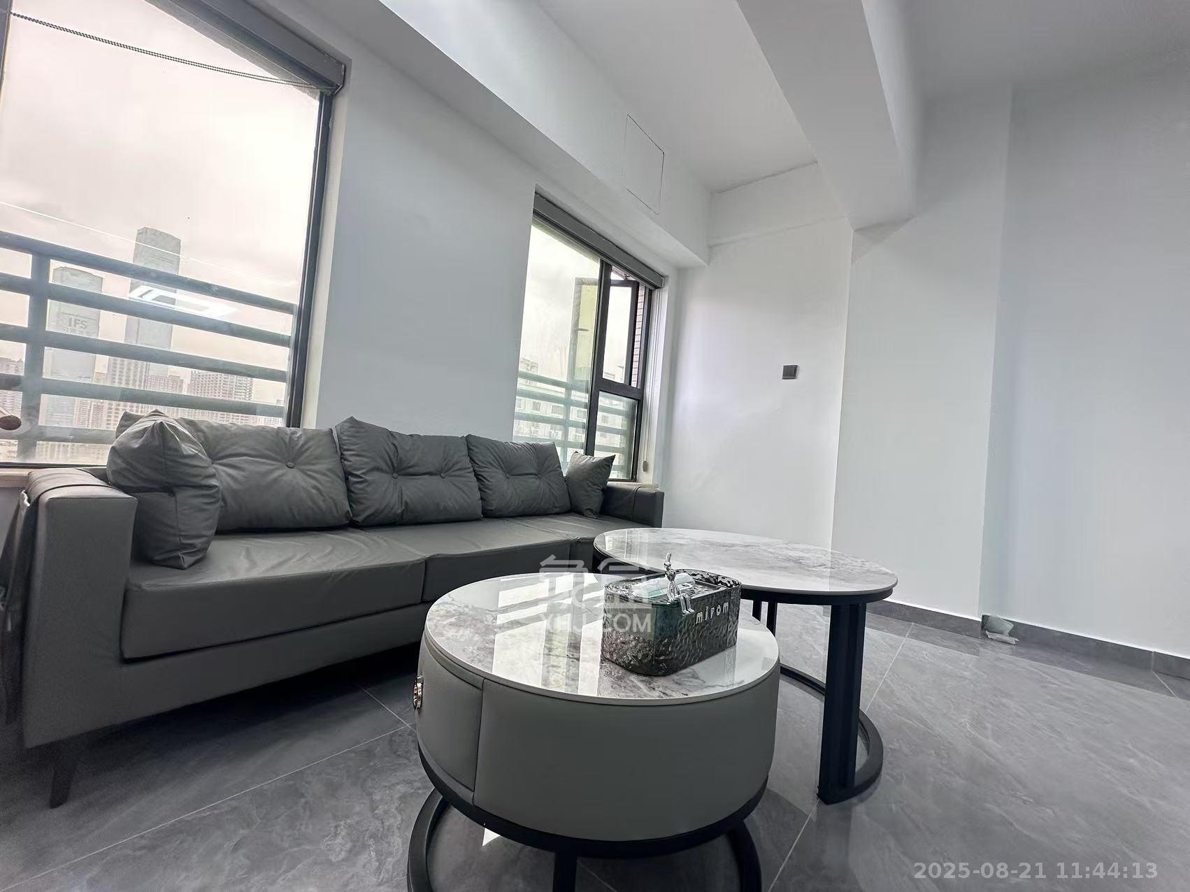 馨域公寓 10室1厅1卫 6000.0元/月 馨域公寓 10室1厅1卫 6000.0元/月室内图