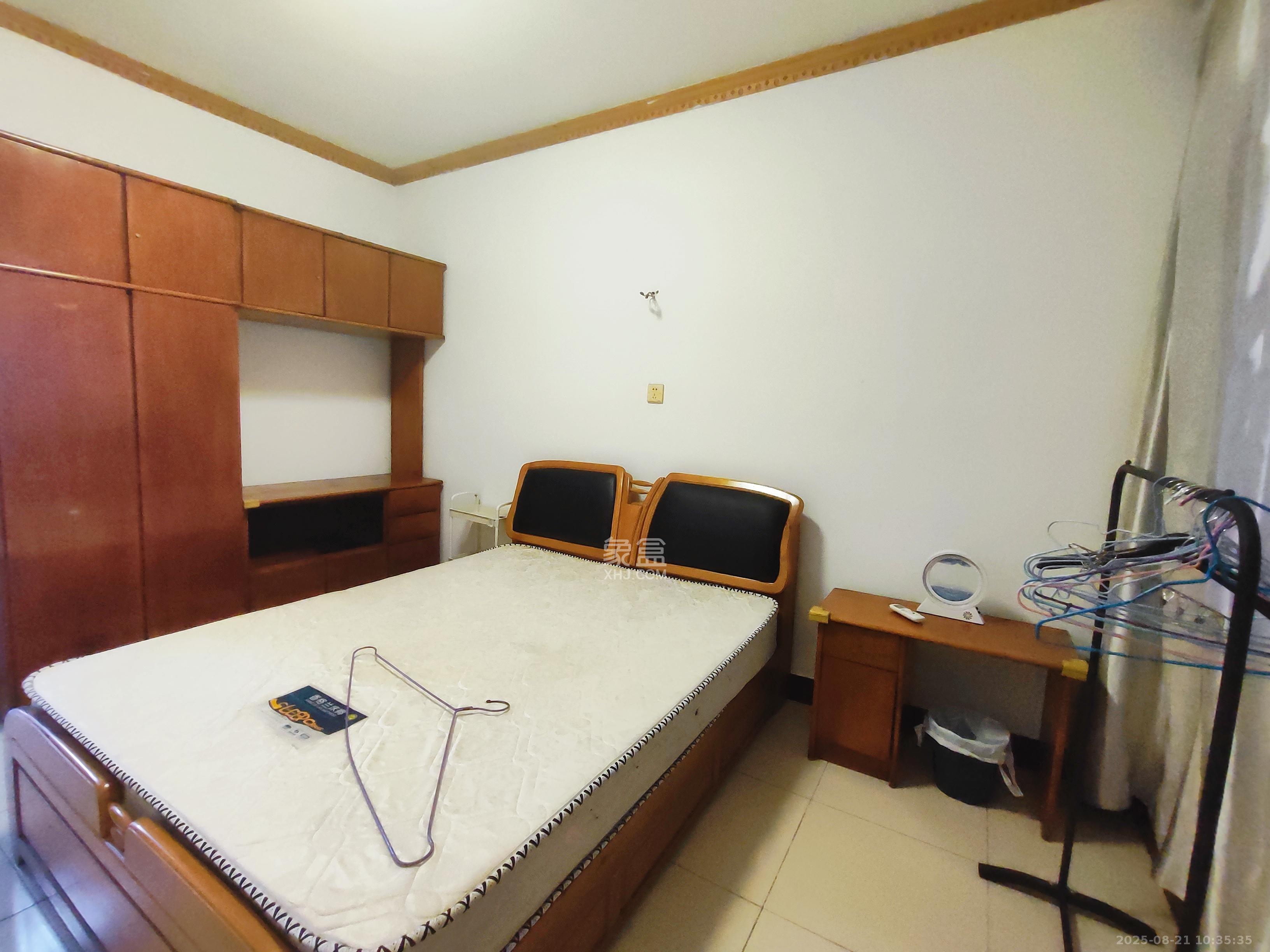 陈家湖小区  2室1厅1卫    1800.0元/月室内图