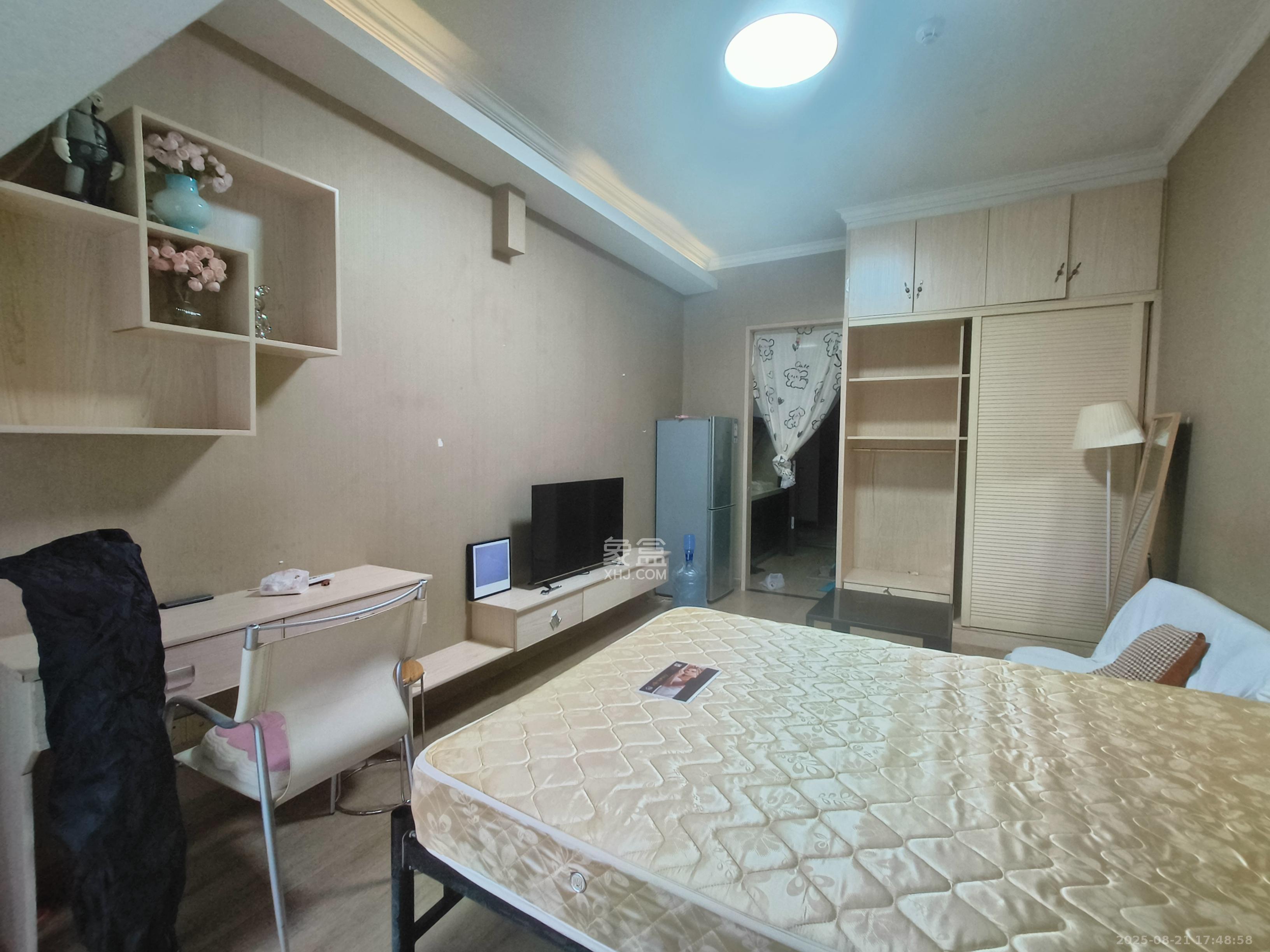 达美D6区  1室1厅1卫   1400.00元/月室内图