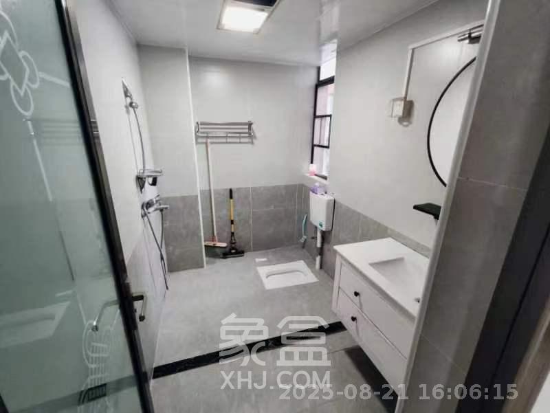 江南华府  3室2厅1卫   2700.00元/月室内图