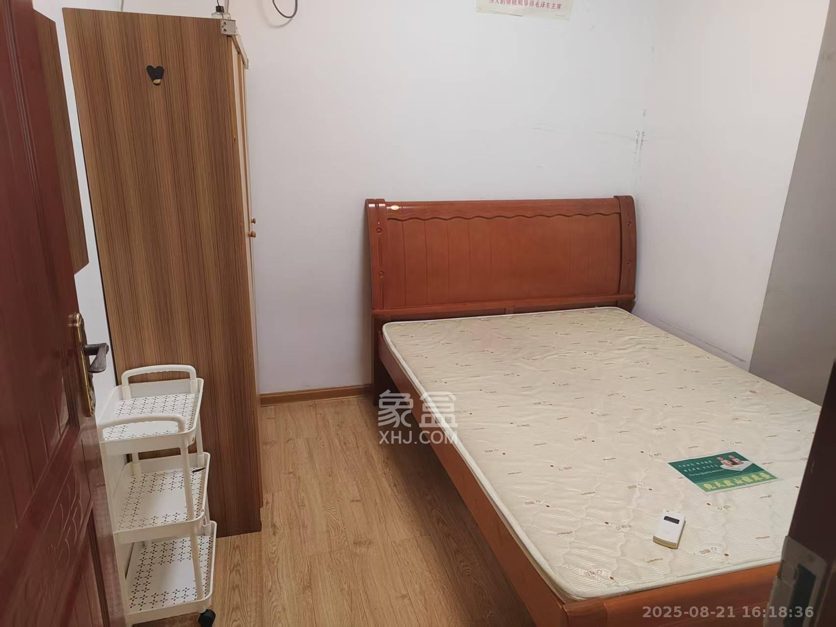 天麓尚层 3室2厅1卫 2200.0元/月 天麓尚层 3室2厅1卫 2200.0元/月室内图