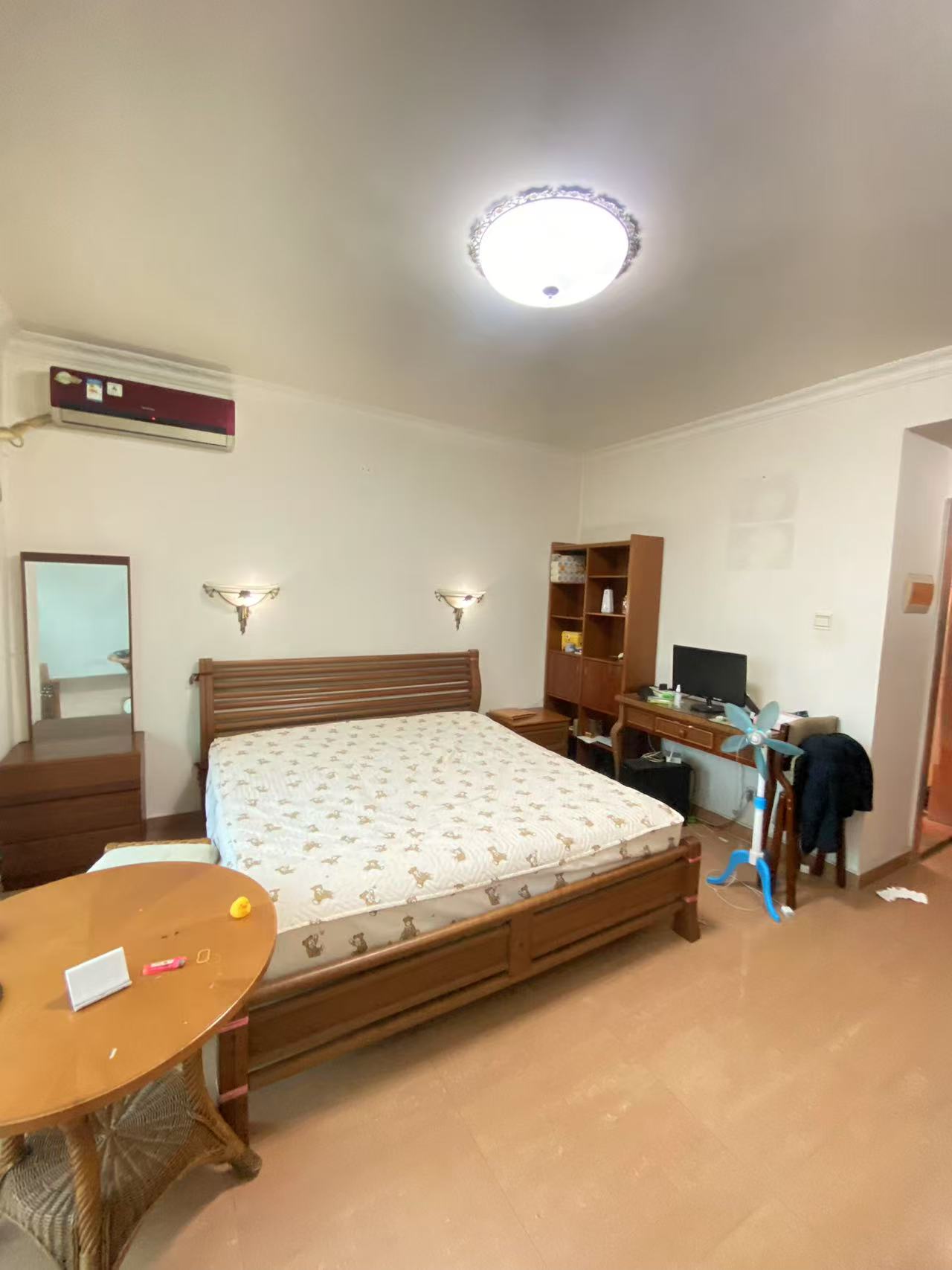 昌茂花园 1室0厅1卫 1500.0元/月 昌茂花园 1室0厅1卫 1500.0元/月室内图