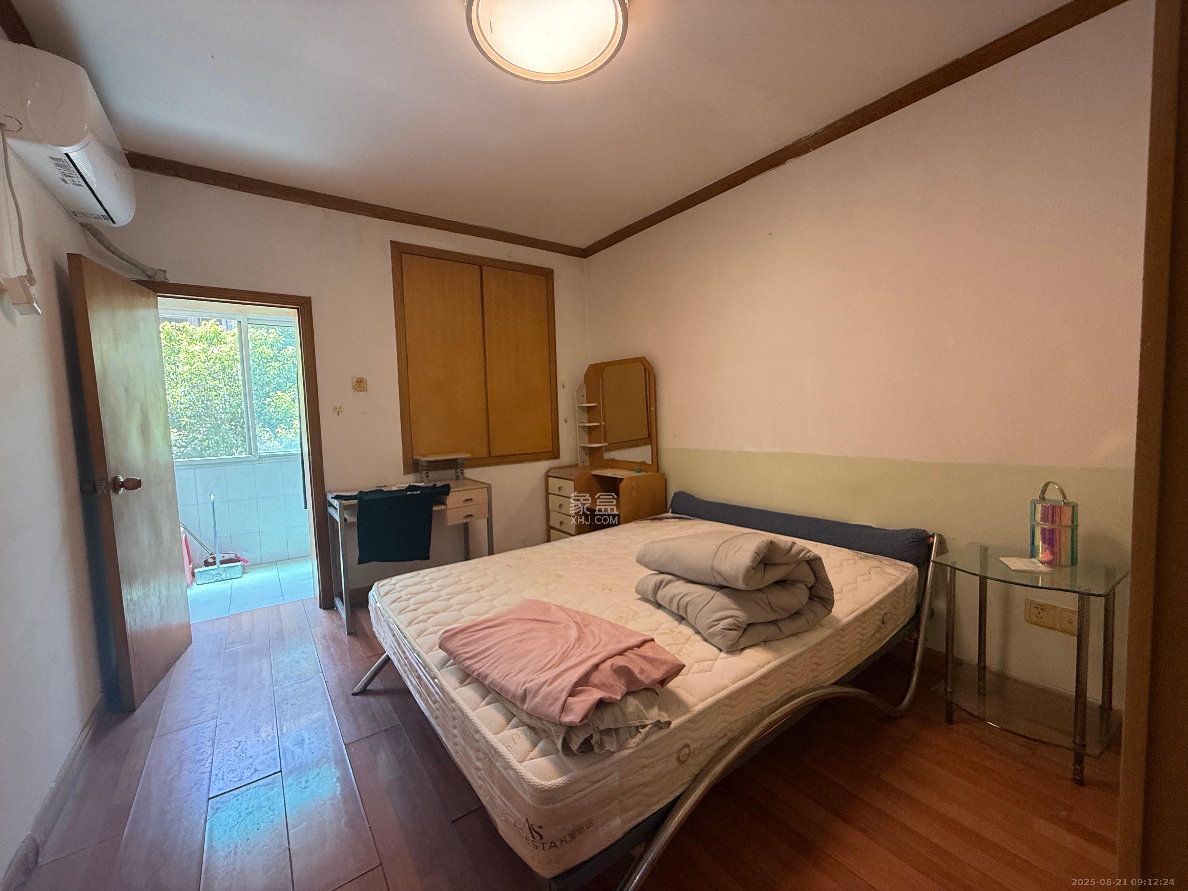 文艺新村 1室1厅1卫 1700.0元/月 文艺新村 1室1厅1卫 1700.0元/月室内图