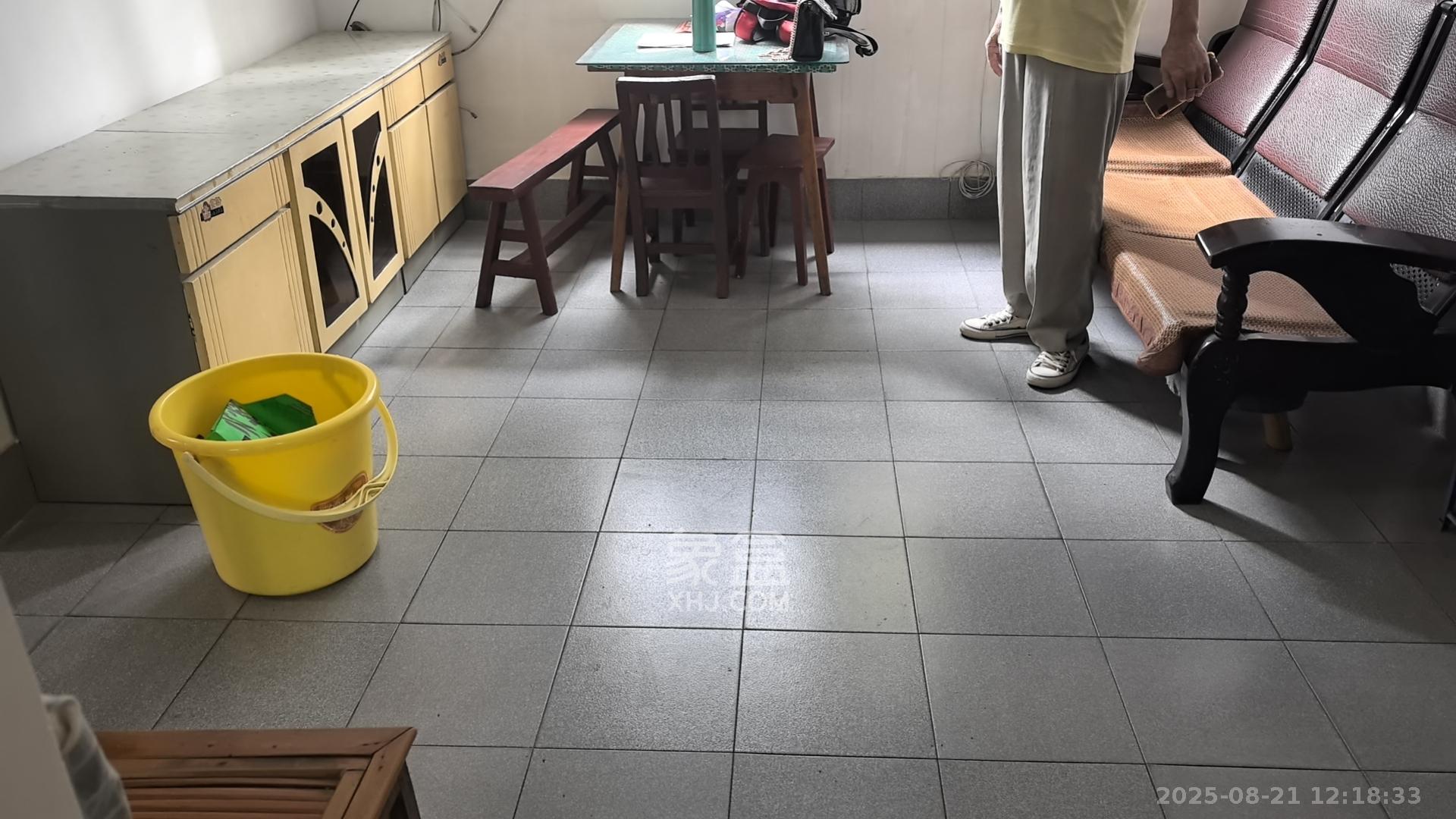 省木材公司宿舍(原欧园木材厂宿舍) 2室1厅1卫 1500.0元/月 省木材公司宿舍(原欧园木材厂宿舍) 2室1厅1卫 1500.0元/月室内图