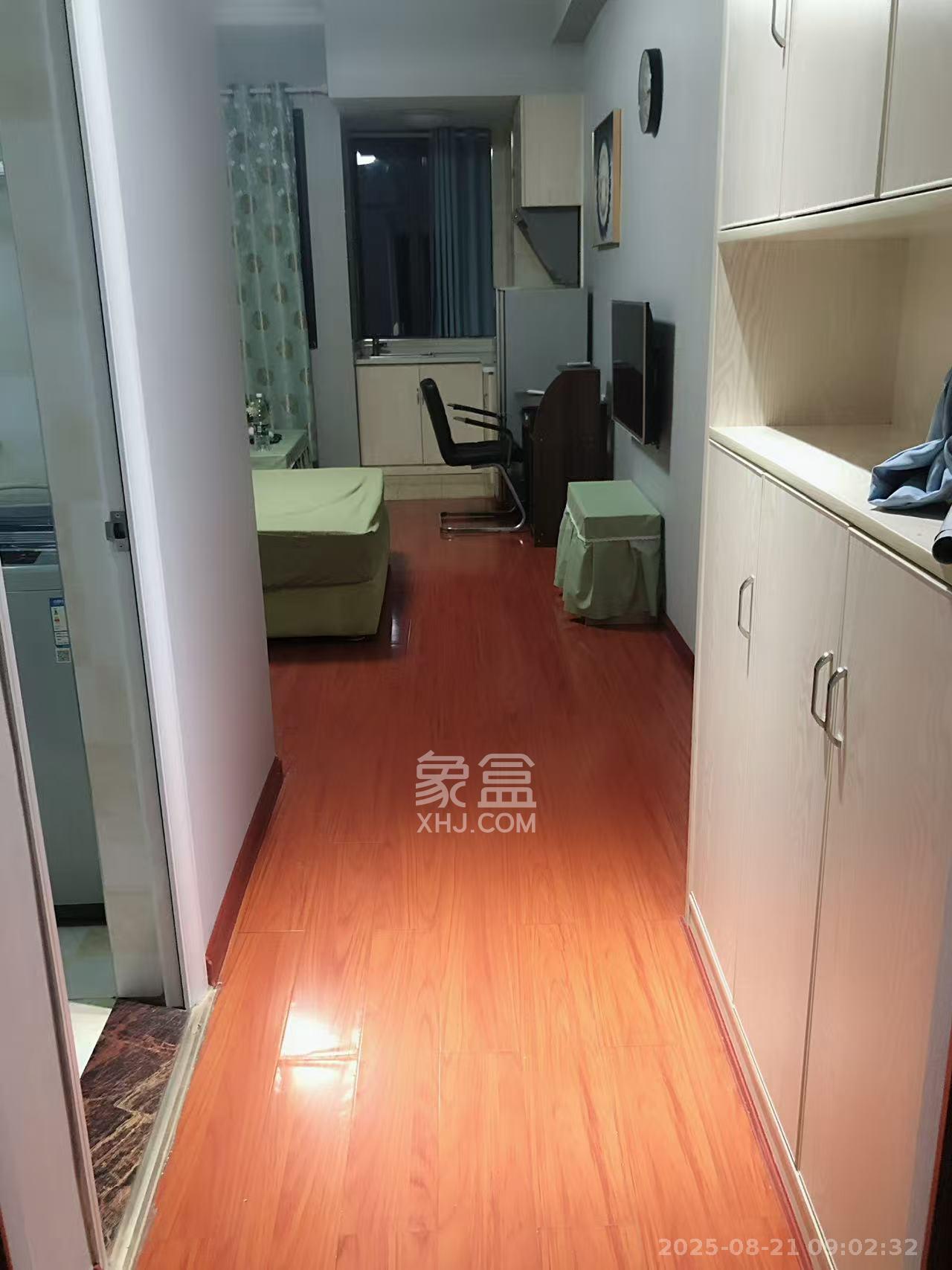 长房天翼未来城 1室1厅1卫 1400.0元/月 长房天翼未来城 1室1厅1卫 1400.0元/月室内图