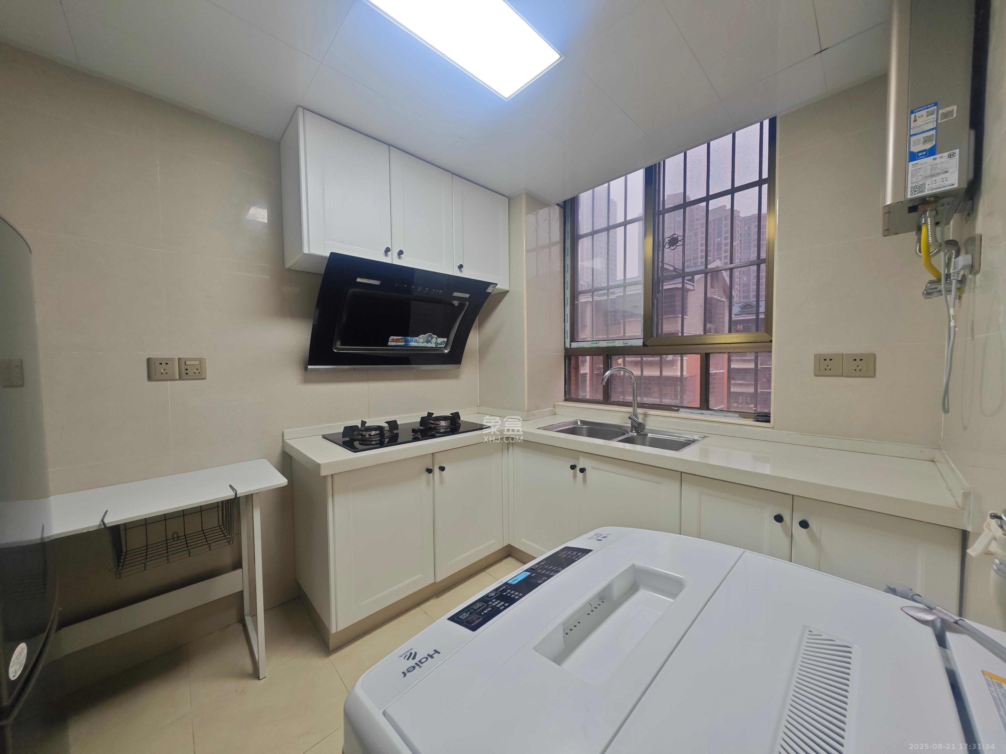 洪西安置小区(洪缘小区) 1室1厅1卫 1400.0元/月 洪西安置小区(洪缘小区) 1室1厅1卫 1400.0元/月室内图