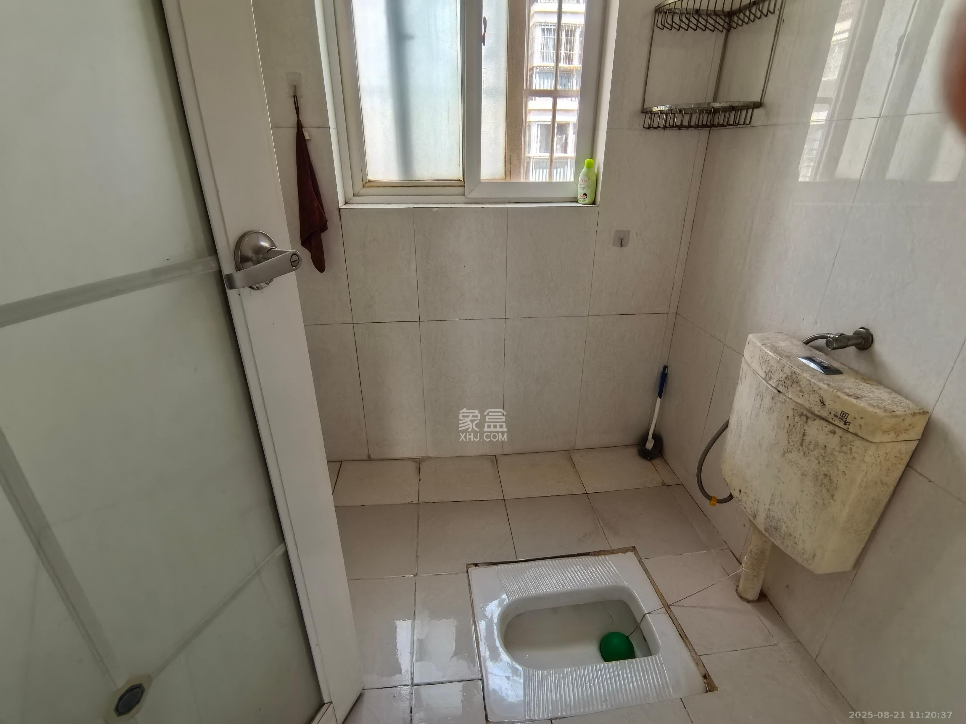 东方名都百草园  2室1厅1卫    1350.0元/月 东方名都百草园  2室1厅1卫    1350.0元/月室内图