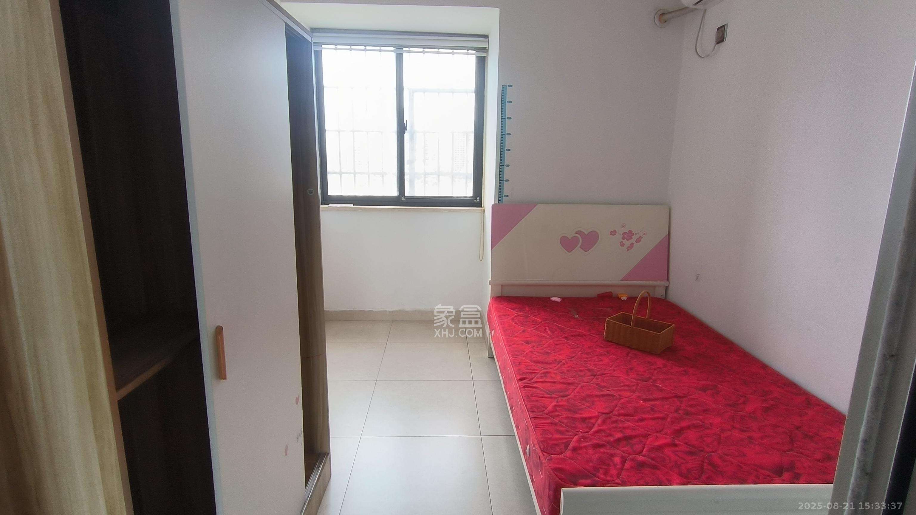 优山美地  3室1厅2卫    2300.0元/月室内图