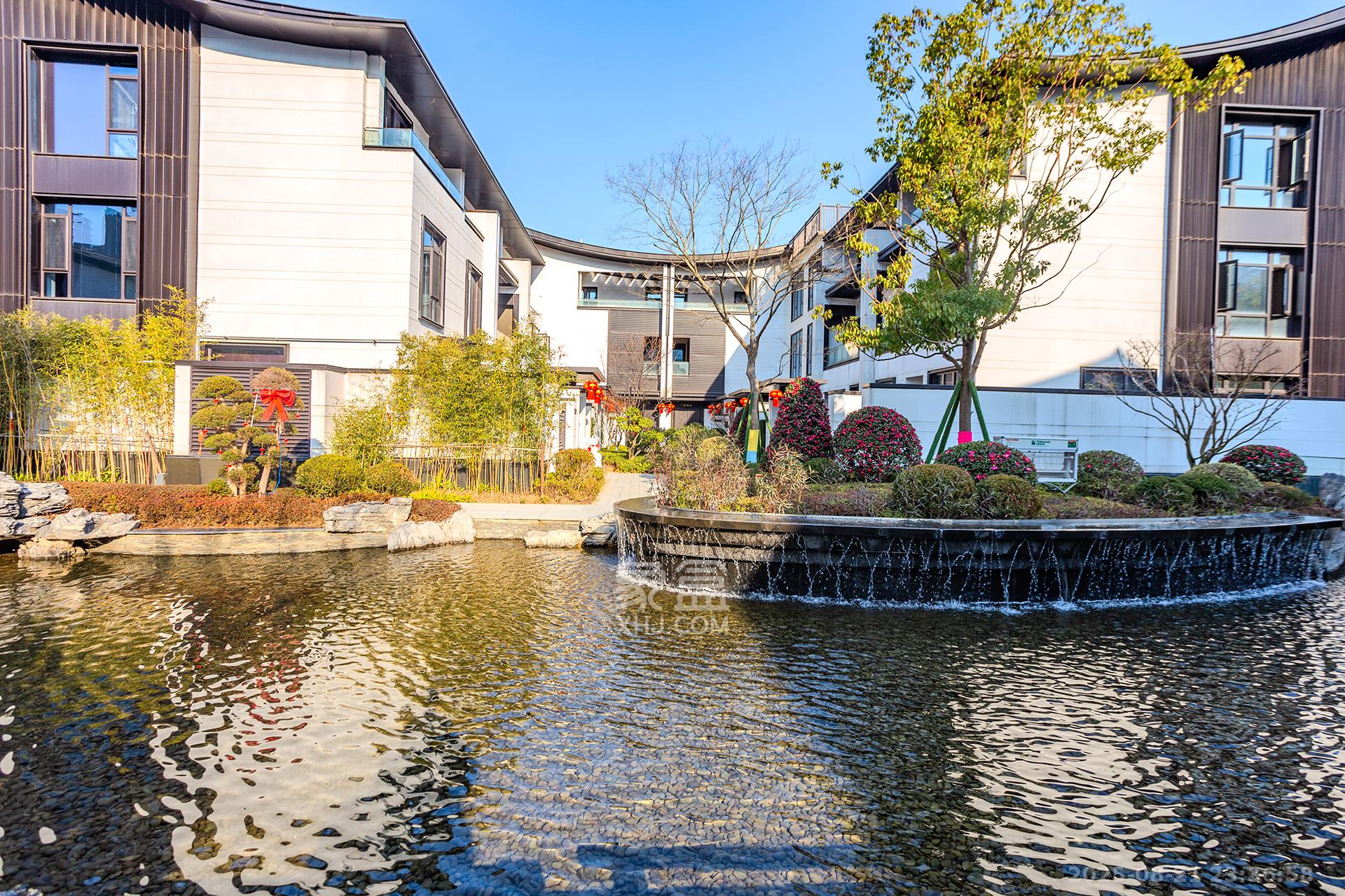 长房润和湘江玥 6室2厅2卫 600.0万 长房润和湘江玥 6室2厅2卫 600.0万其他