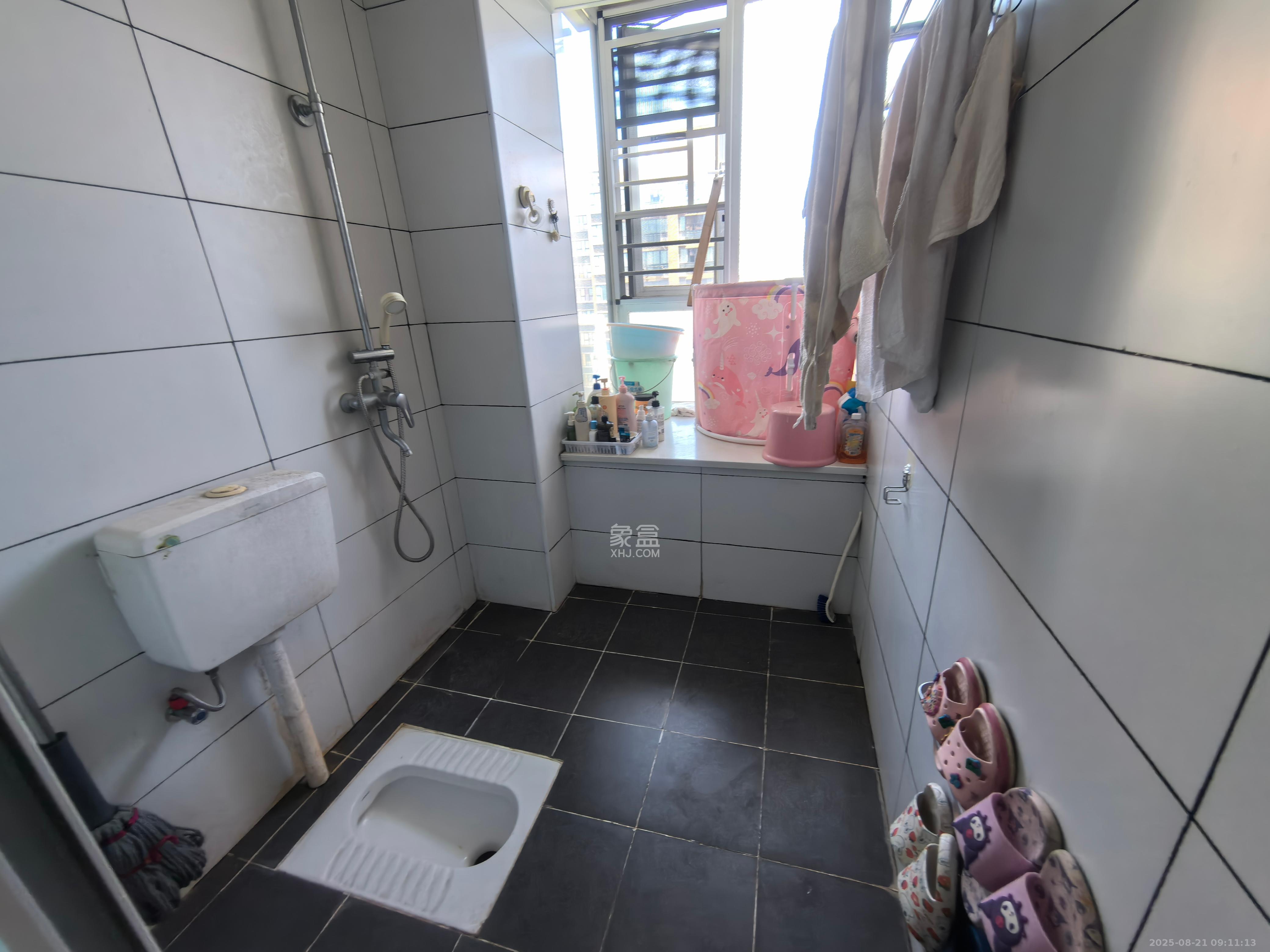 金鼎公园尚 3室2厅2卫 2100.0元/月 金鼎公园尚 3室2厅2卫 2100.0元/月室内图