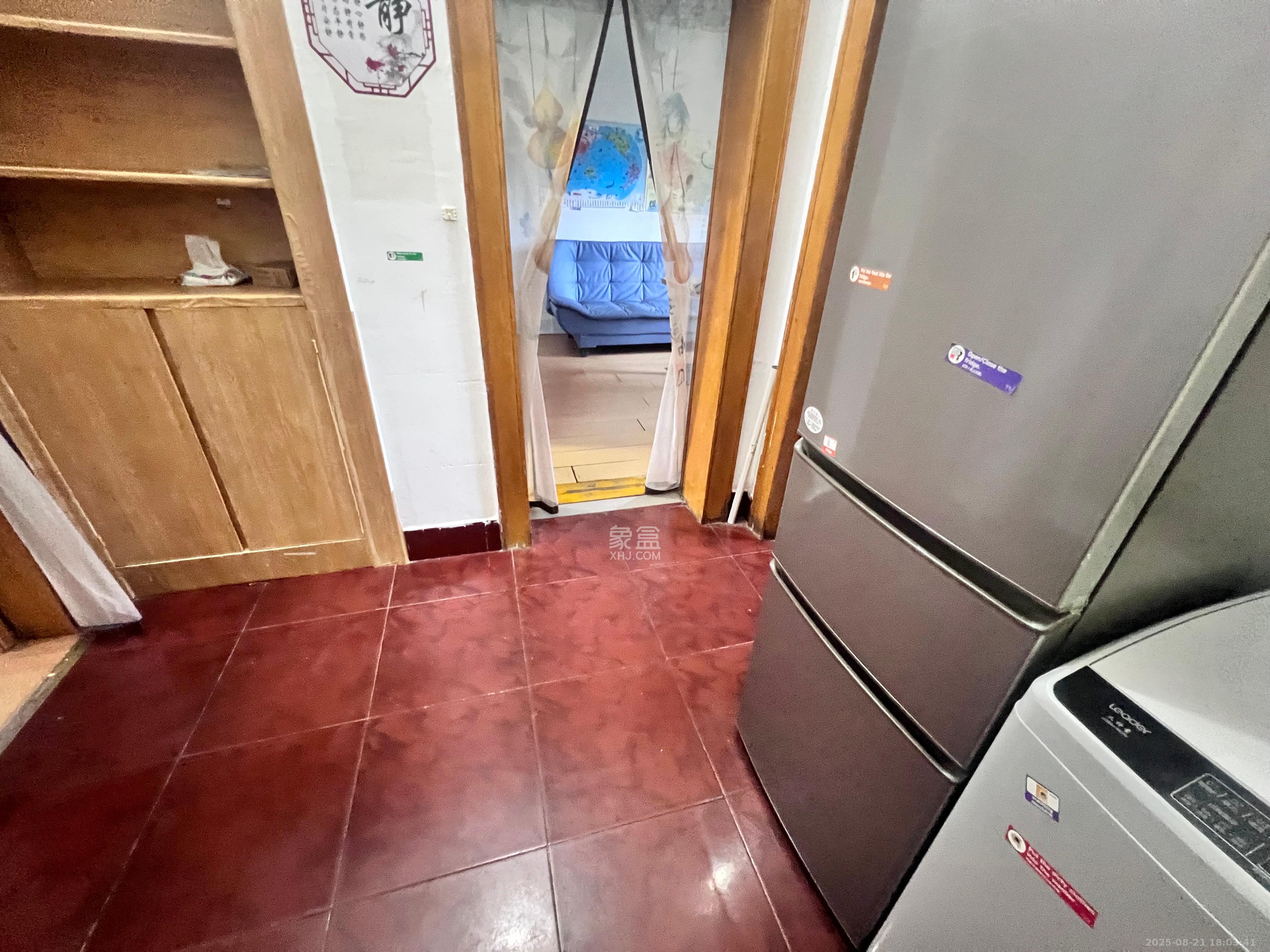 育才学校宿舍(南元宫巷)  2室1厅1卫    1900.0元/月 育才学校宿舍(南元宫巷)  2室1厅1卫    1900.0元/月室内图