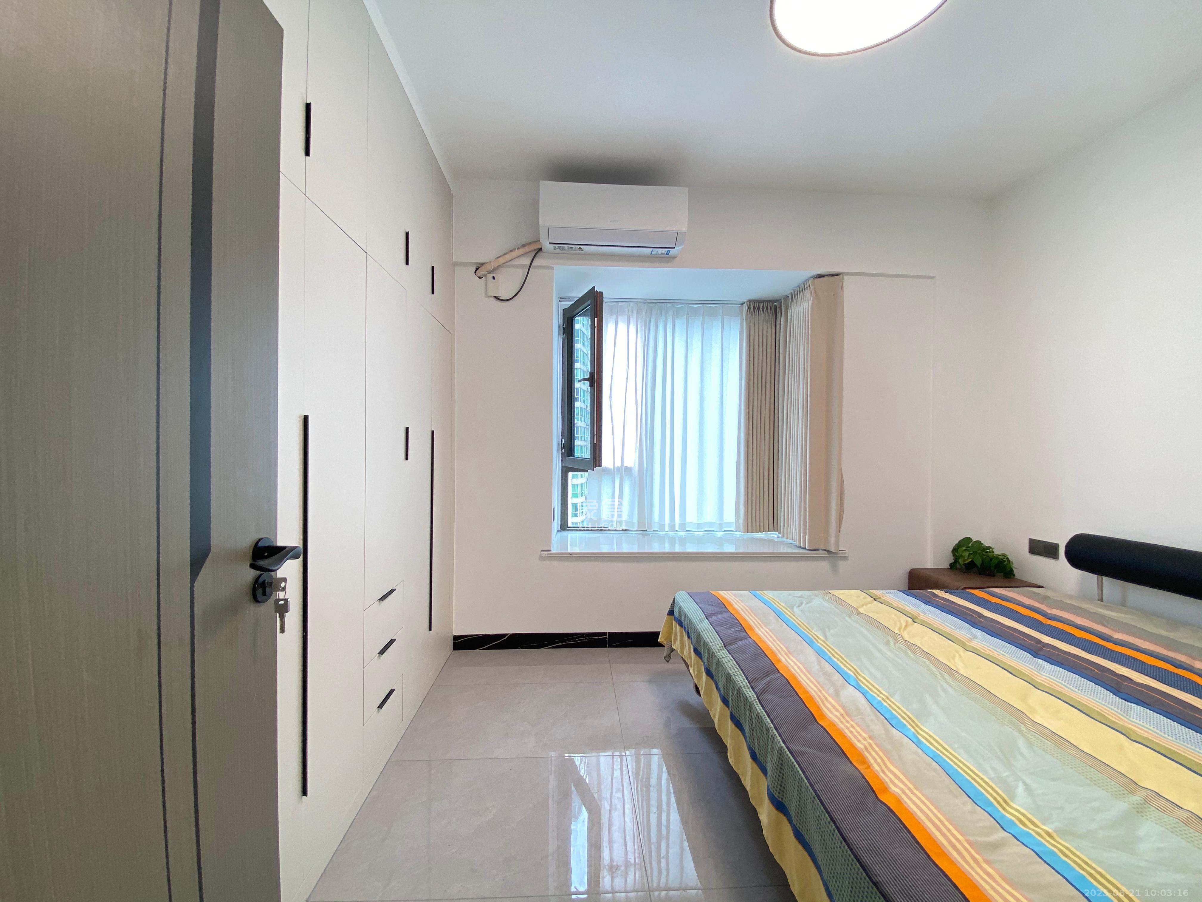 东塘SOHO(东上恒源大厦) 2室2厅1卫 2800.0元/月 东塘SOHO(东上恒源大厦) 2室2厅1卫 2800.0元/月室内图