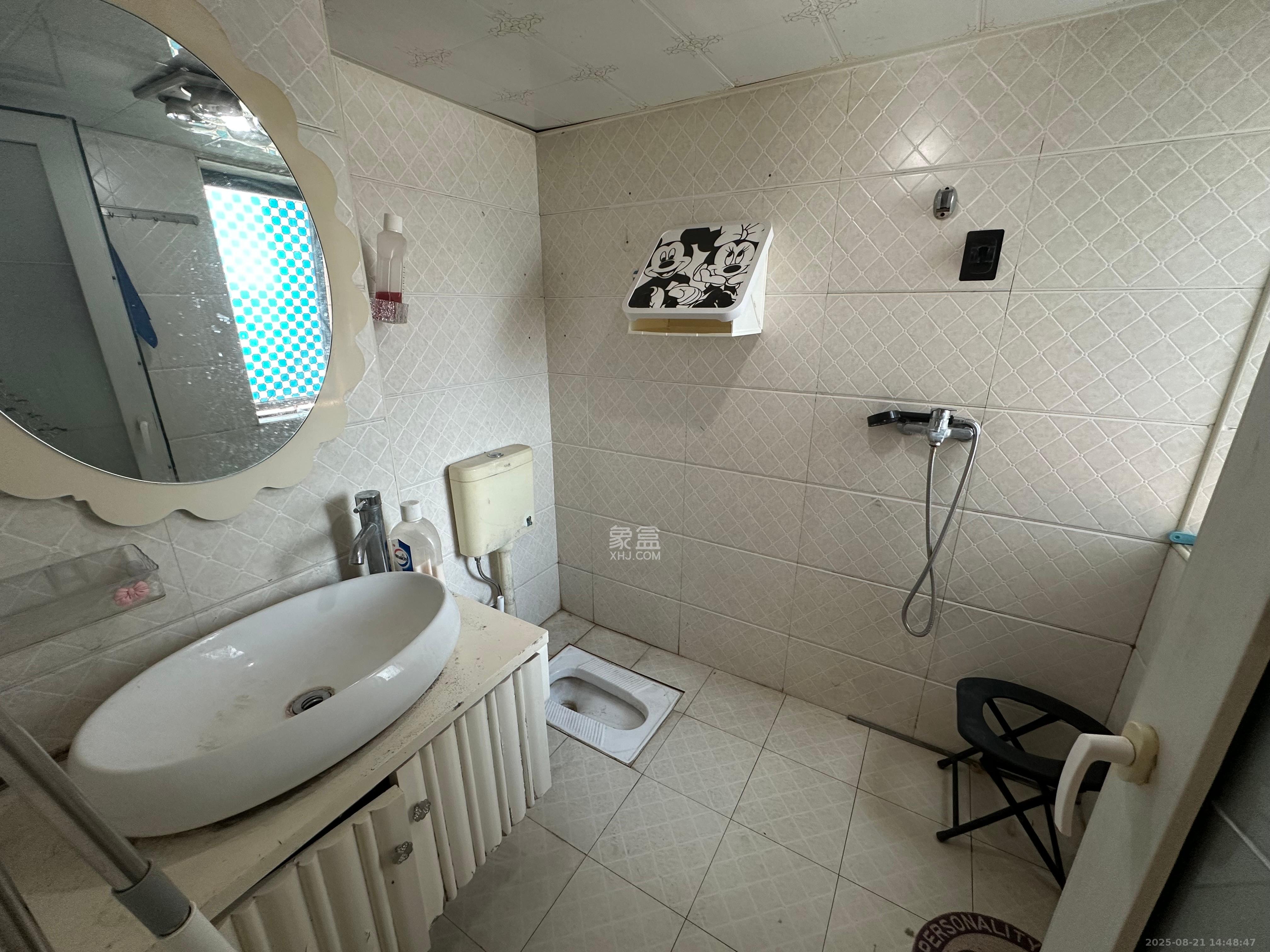 运通尊苑  3室2厅1卫    2400.0元/月 运通尊苑  3室2厅1卫    2400.0元/月室内图