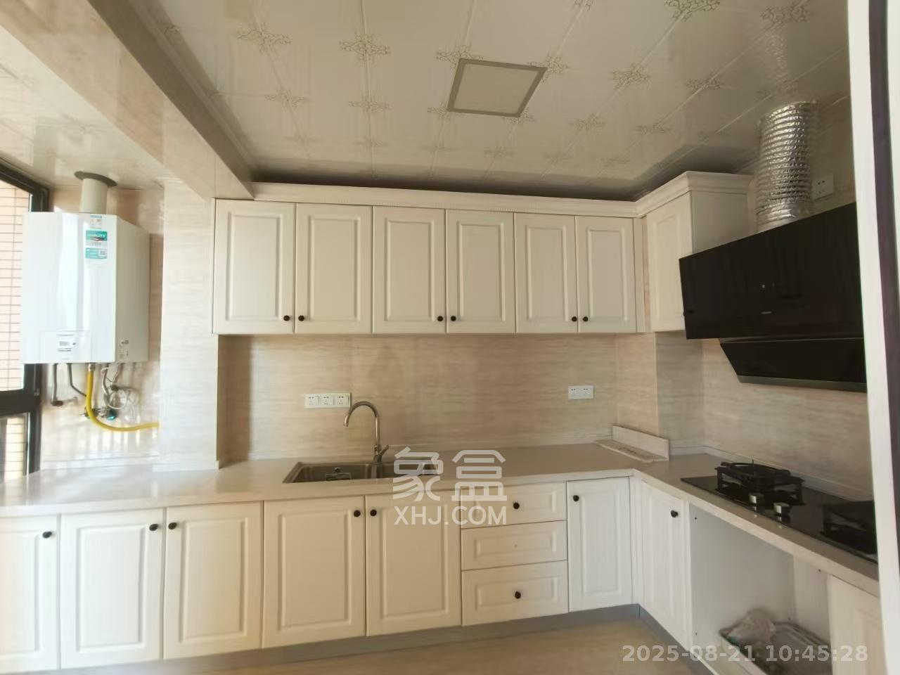 幸福庄园 4室2厅2卫 2200.0元/月 幸福庄园 4室2厅2卫 2200.0元/月室内图